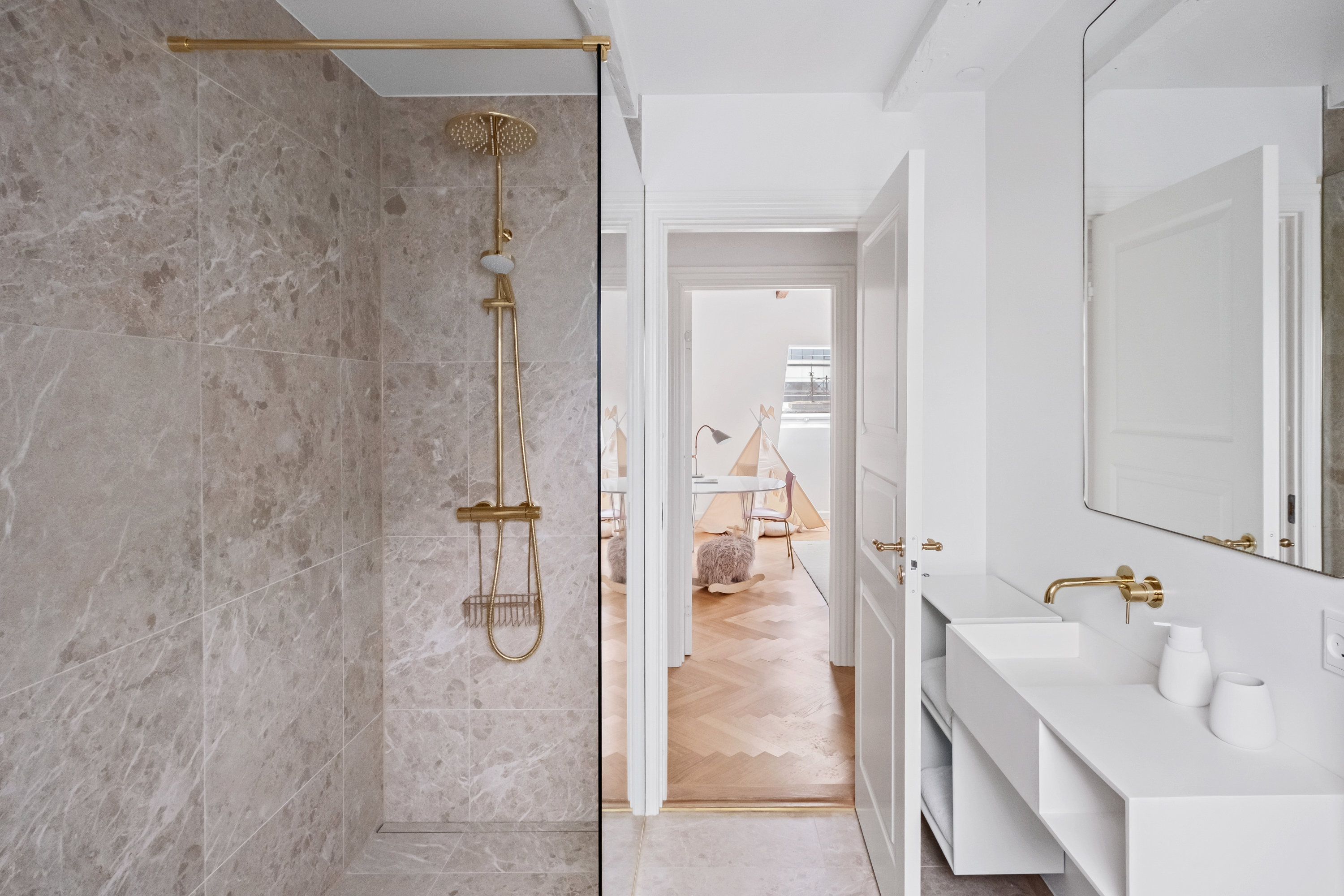 Fremhævet  billede i fuldskærmstilstand. Billede af Kystvejen 25, 4. tv., 8000 Aarhus C