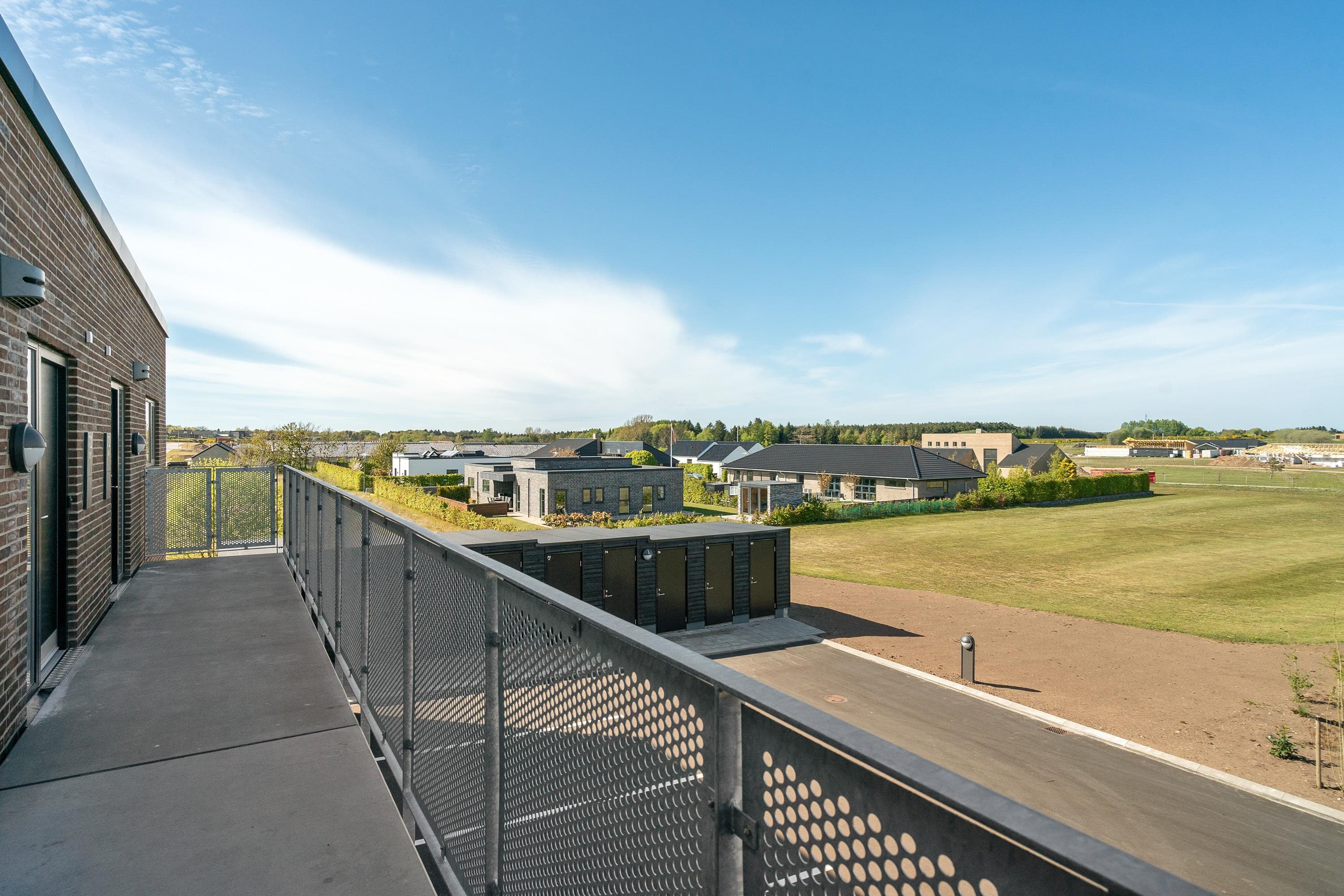 Fremhævet baggang billede i fuldskærmstilstand. Billede af Ådalen 60, 9700 Brønderslev