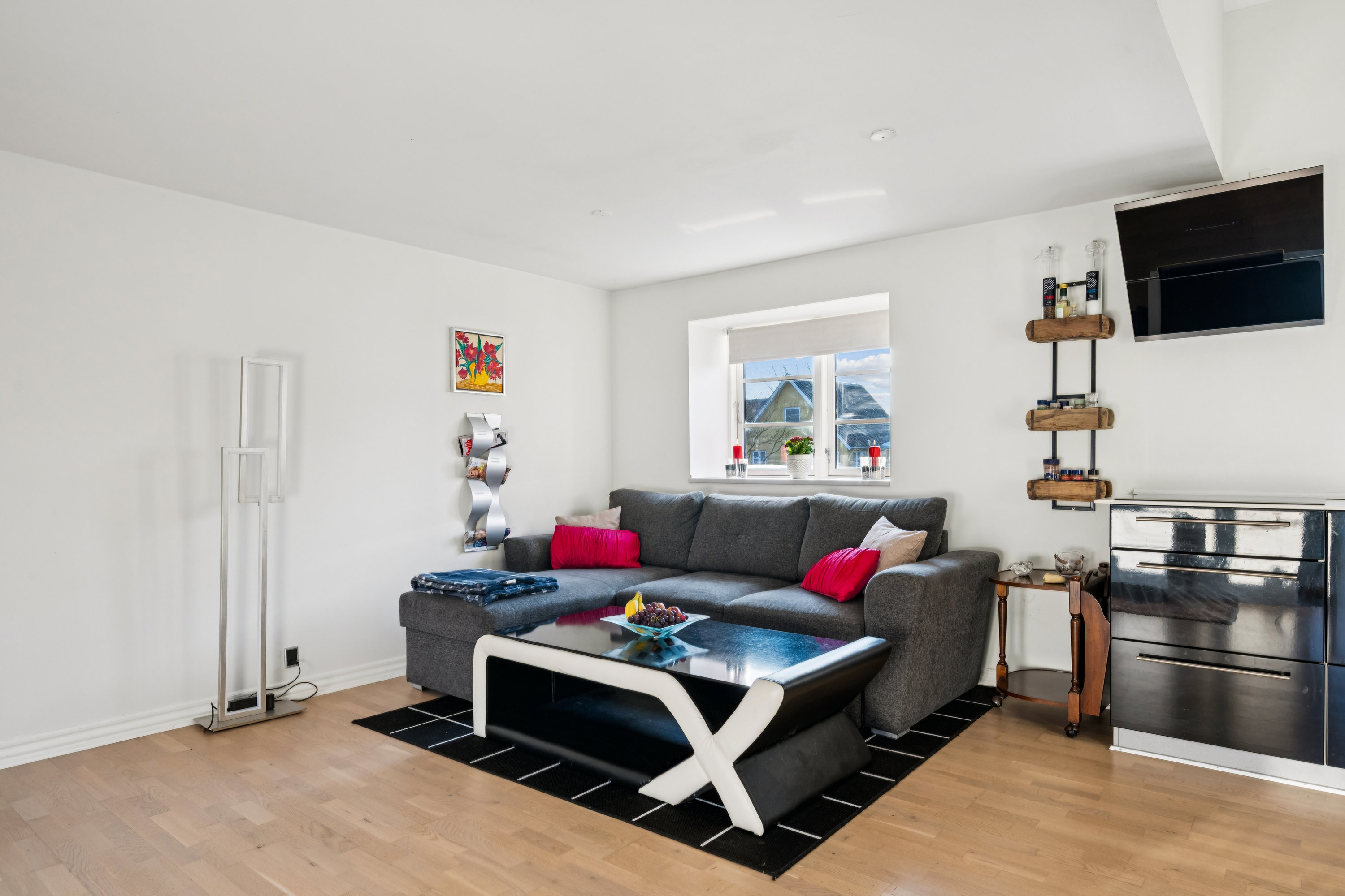 Miniaturebillede 2: stue. Billede af Ballevej 11, Tirstrup, 8400 Ebeltoft