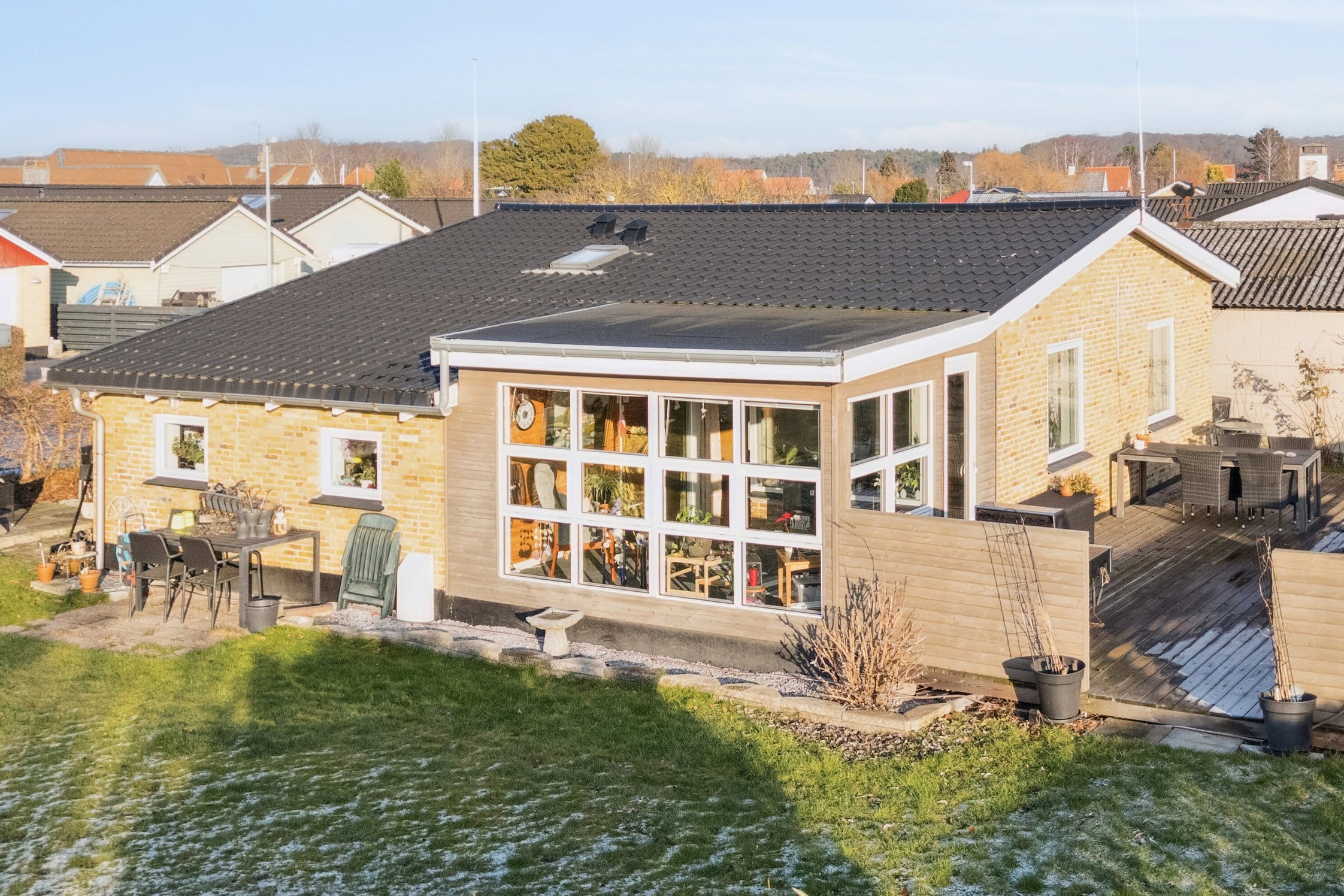 Miniaturebillede 1: set fra haven. Billede af Tværvej 5, 3300 Frederiksværk