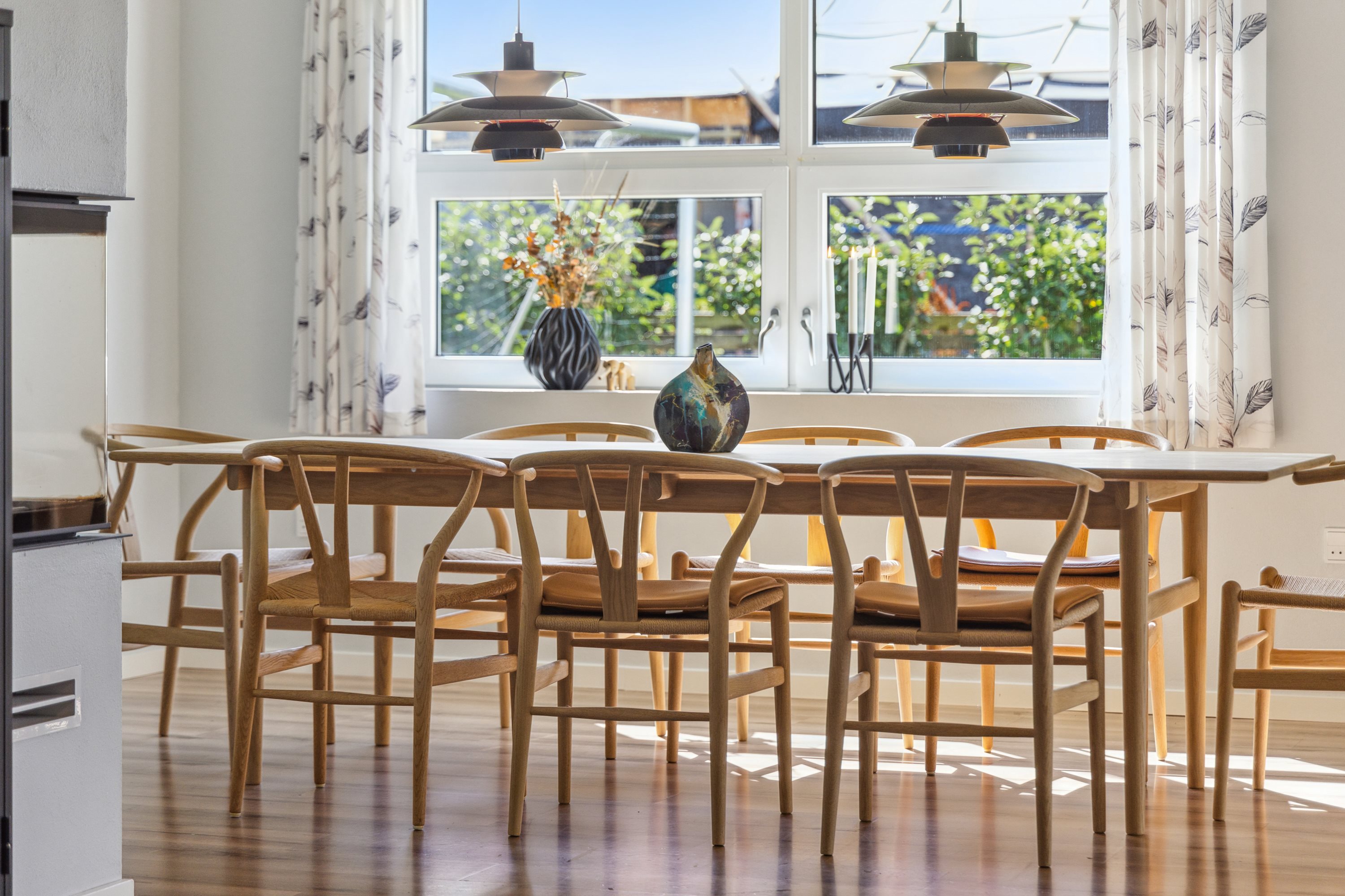 Fremhævet stue billede i fuldskærmstilstand. Billede af Bødkervej 59, 7730 Hanstholm