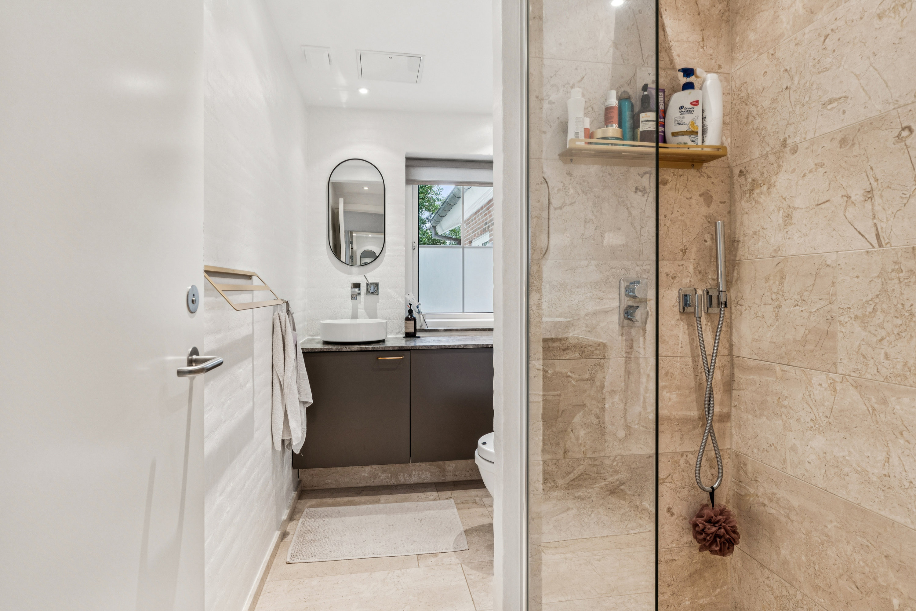 Fremhævet  billede i fuldskærmstilstand. Billede af Wibroesvej 7, 9000 Aalborg