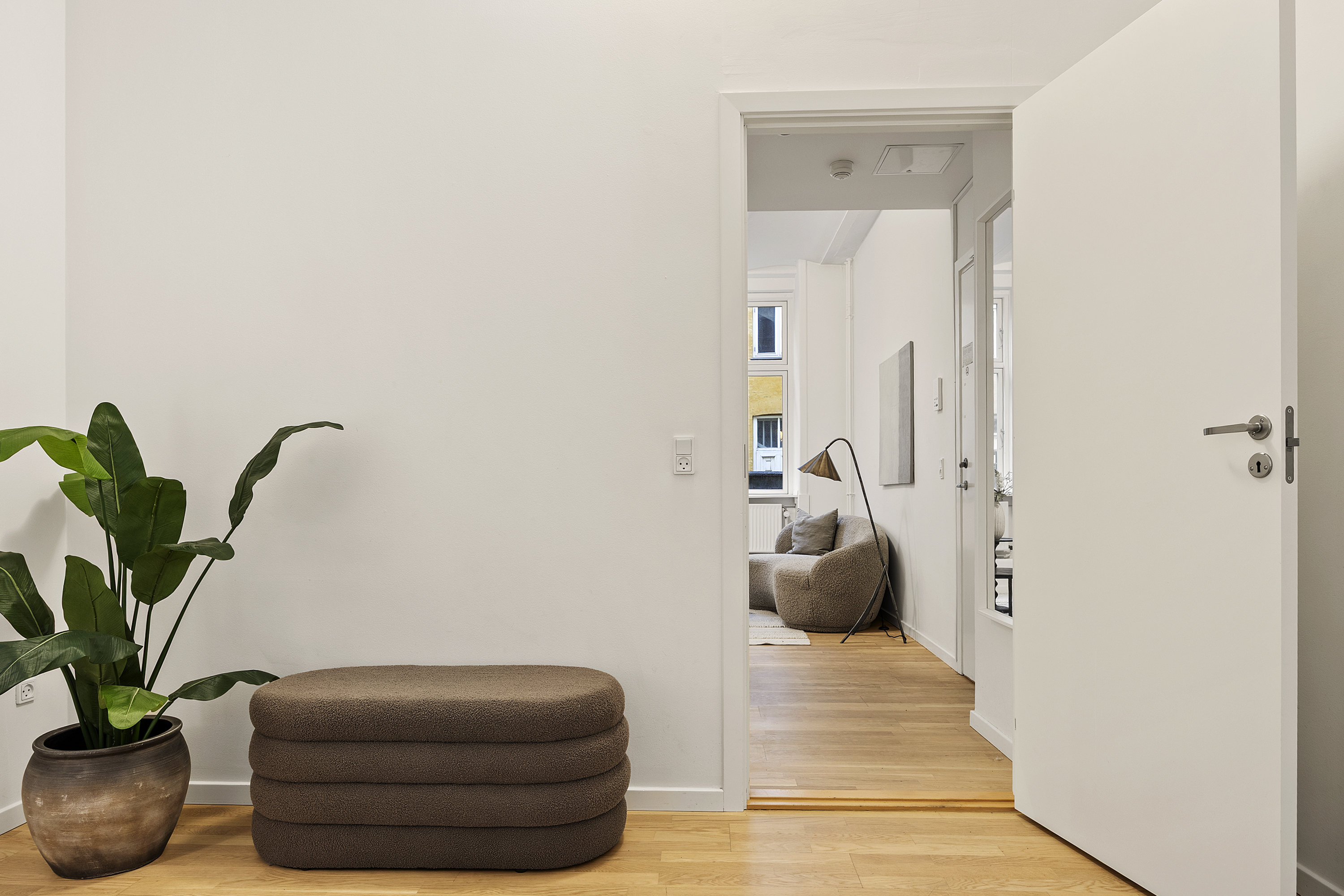 Fremhævet andet billede i fuldskærmstilstand. Billede af Linnésgade 22E, st.., 1361 København K