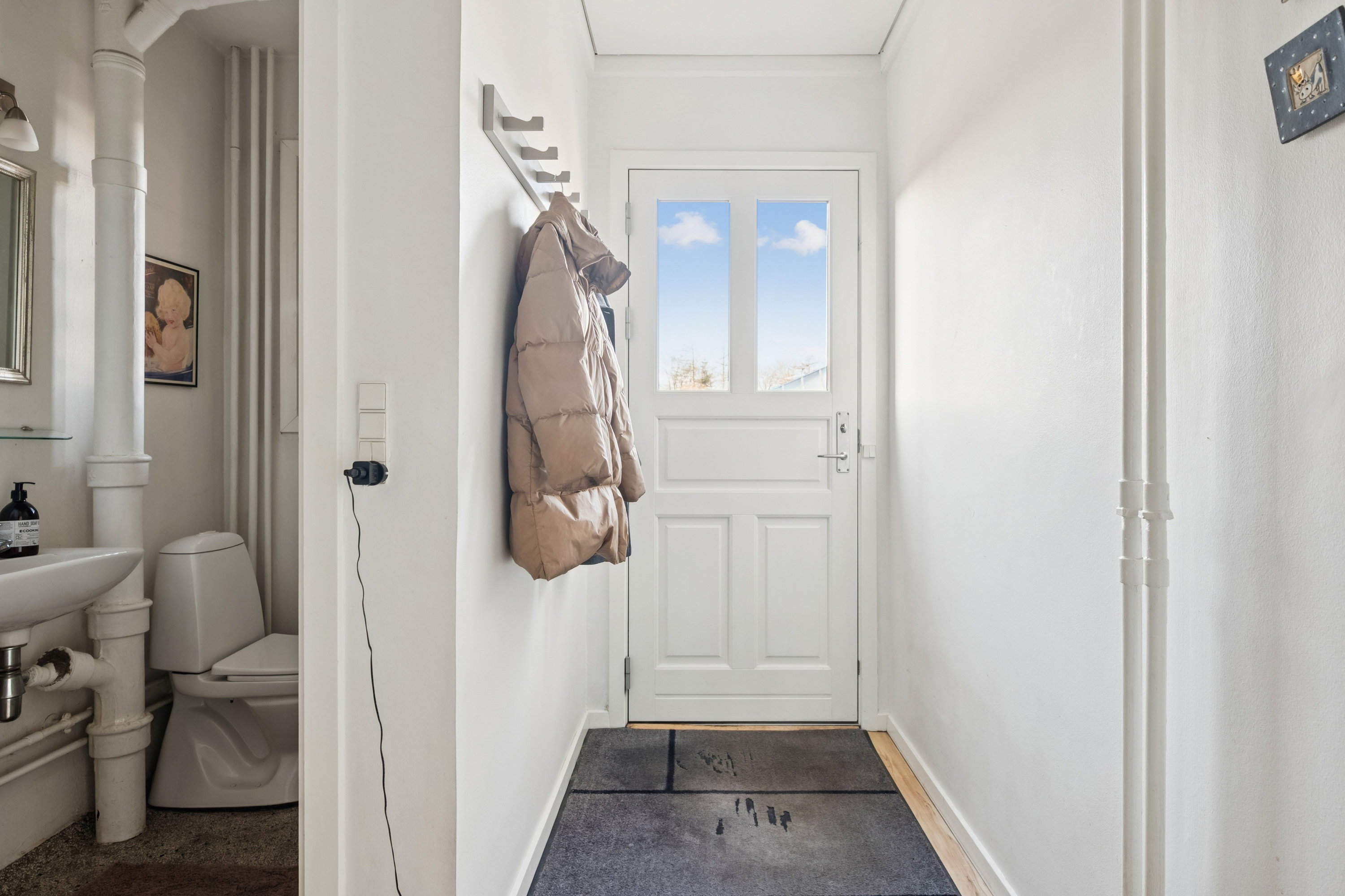 Fremhævet badeværelse billede i fuldskærmstilstand. Billede af Christoffers Alle 184, 2800 Kongens Lyngby