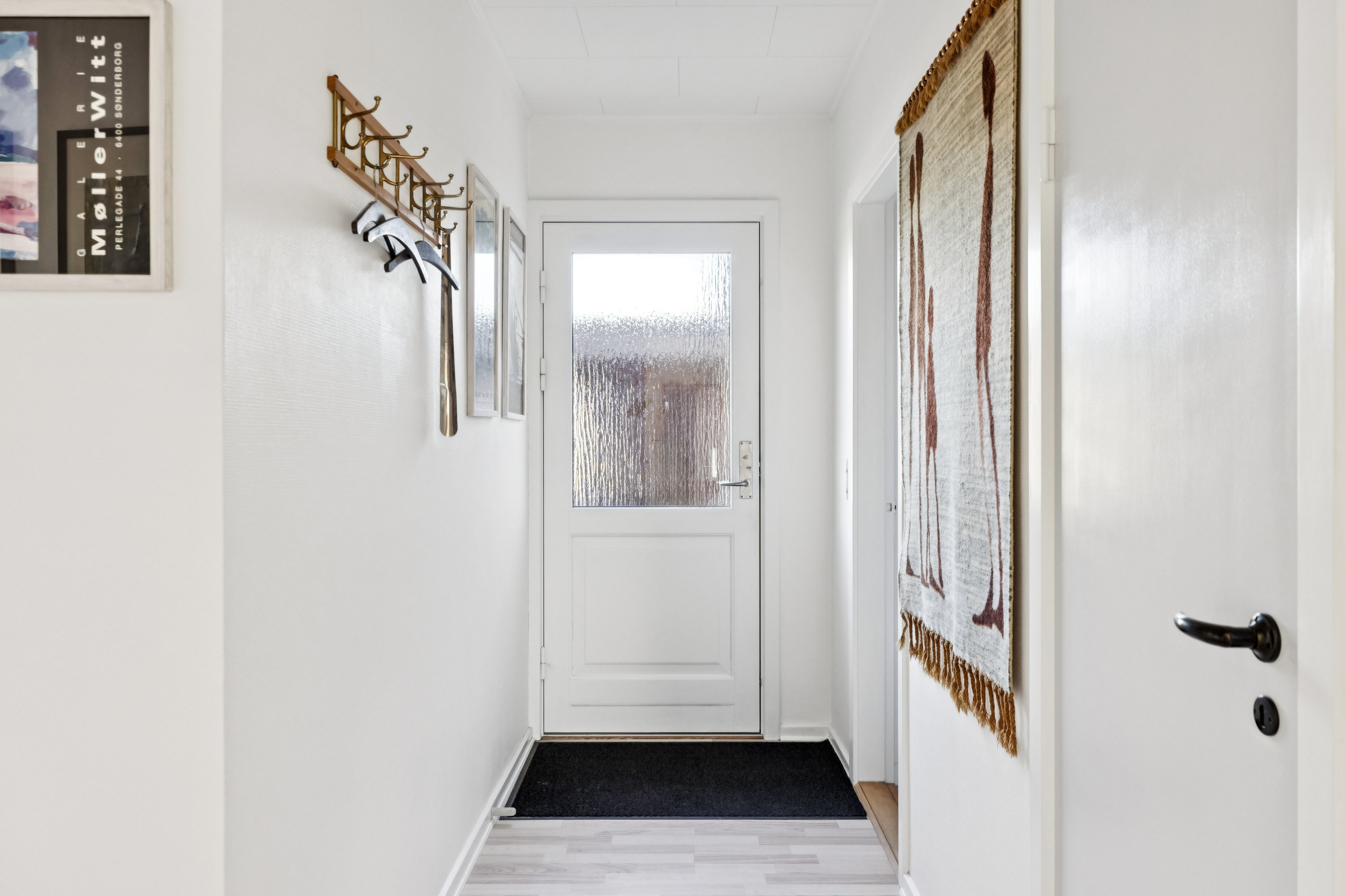 Miniaturebillede 1: gang. Billede af Agtoftsvej 74, Ulkebøl, 6400 Sønderborg