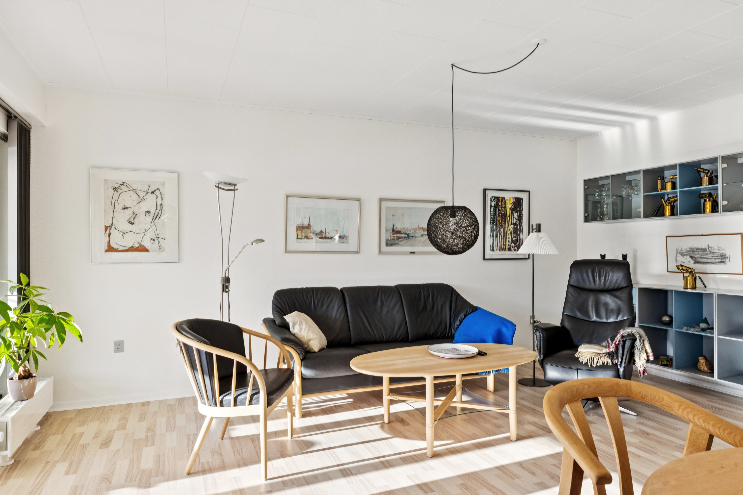 Miniaturebillede 2: stue. Billede af Agtoftsvej 74, Ulkebøl, 6400 Sønderborg