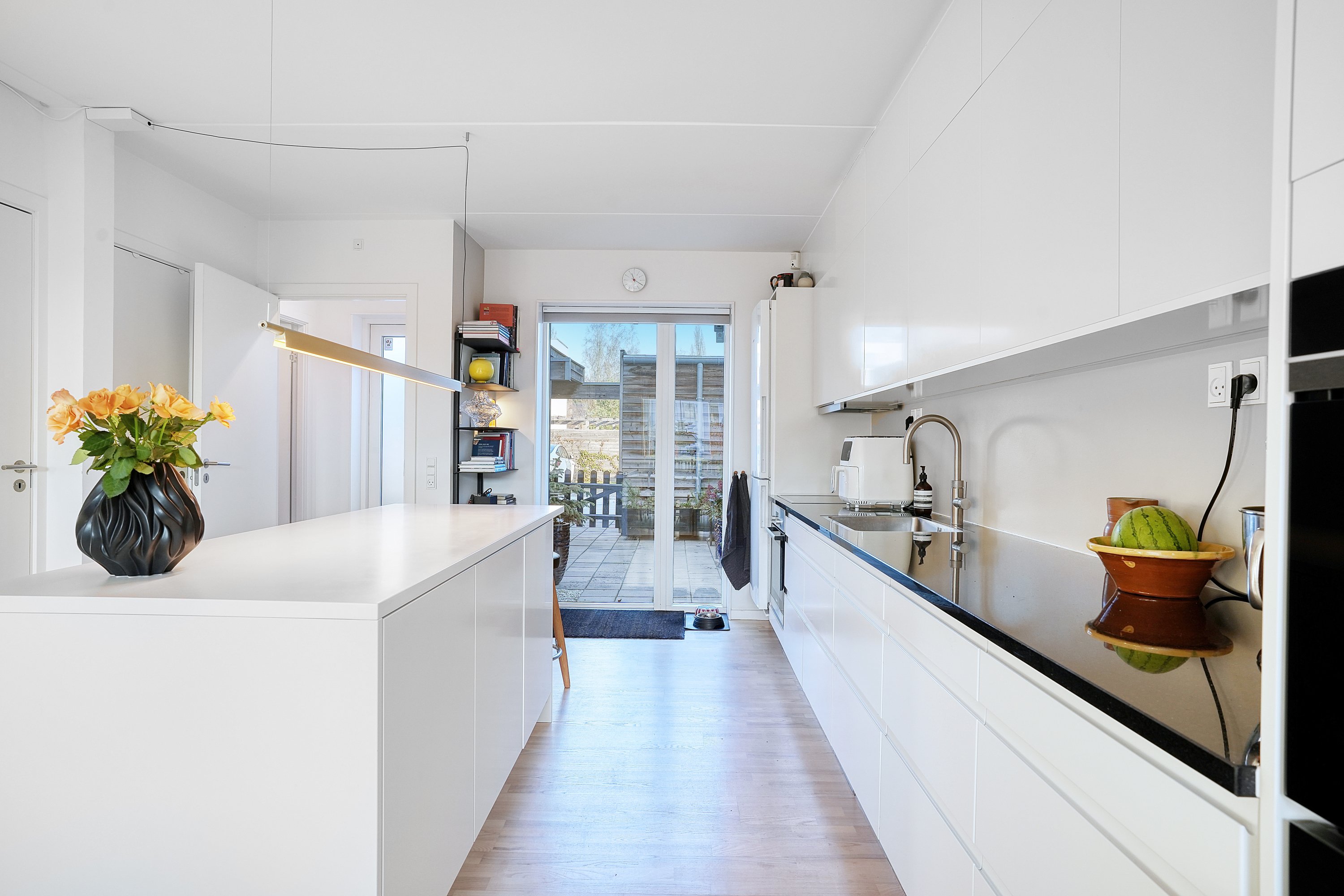 Fremhævet køkken billede i fuldskærmstilstand. Billede af Torphusene 46, 3050 Humlebæk