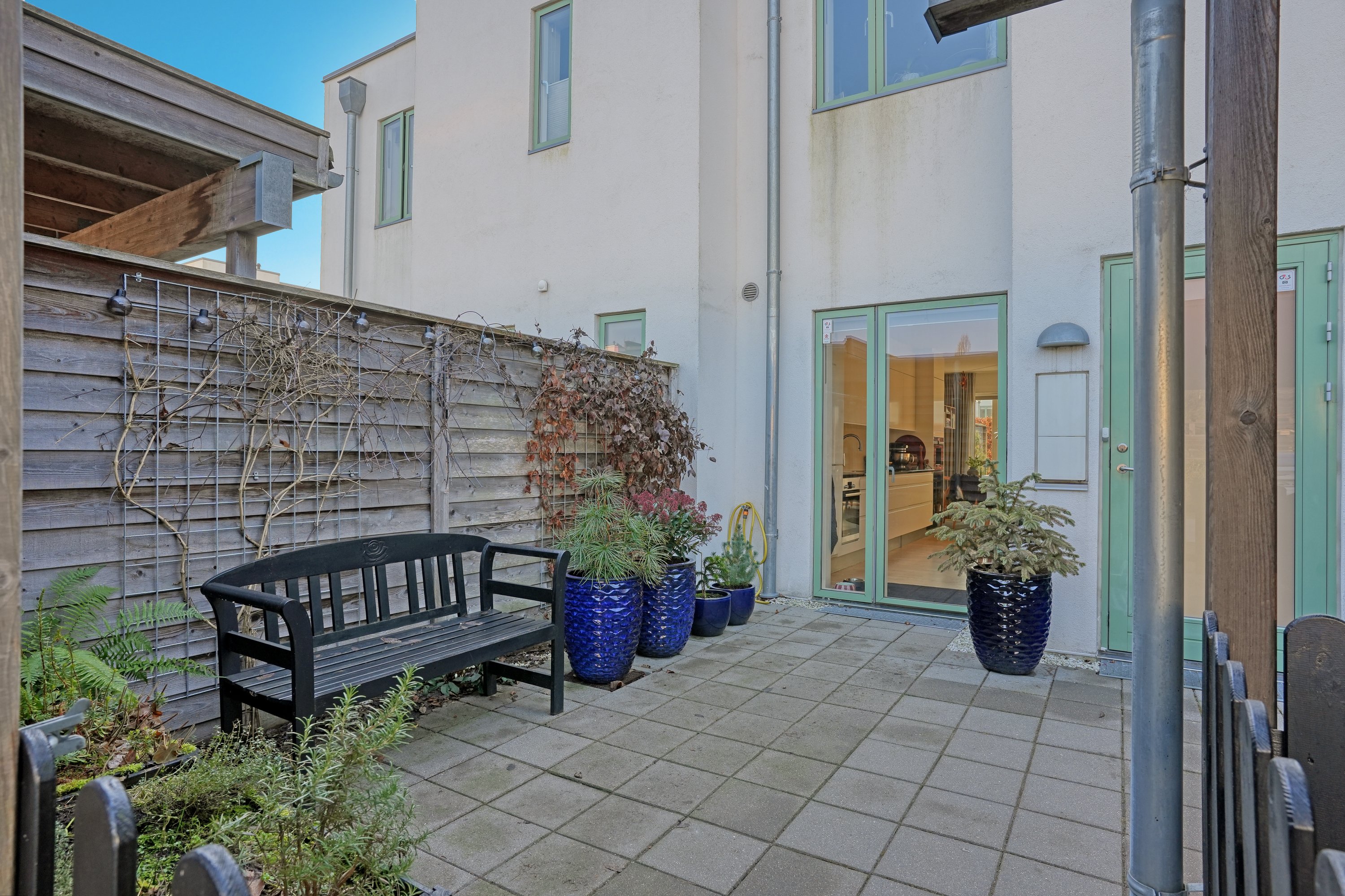 Fremhævet terrasse billede i fuldskærmstilstand. Billede af Torphusene 46, 3050 Humlebæk