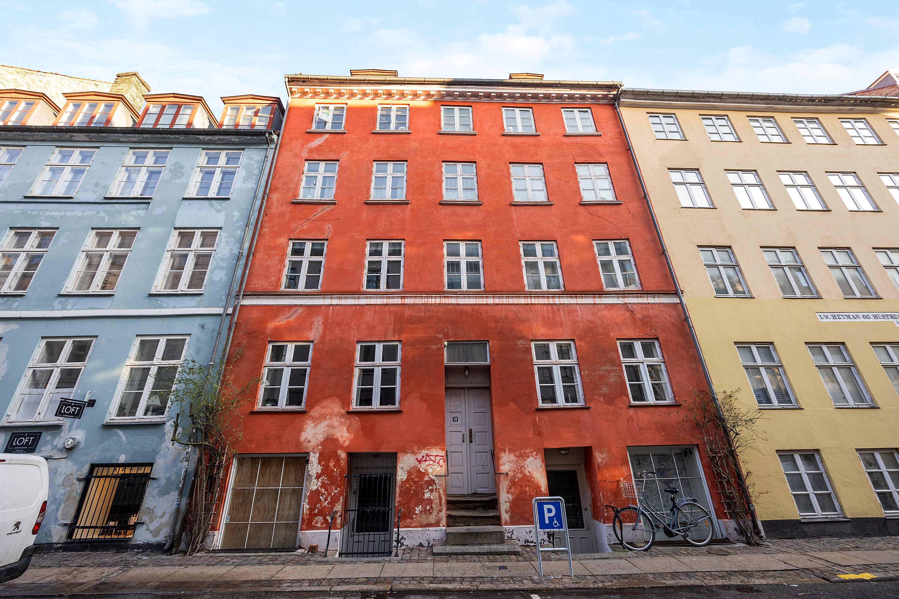 Fremhævet andet billede i fuldskærmstilstand. Billede af Peder Hvitfeldts Stræde 10, 1. tv., 1173 København K