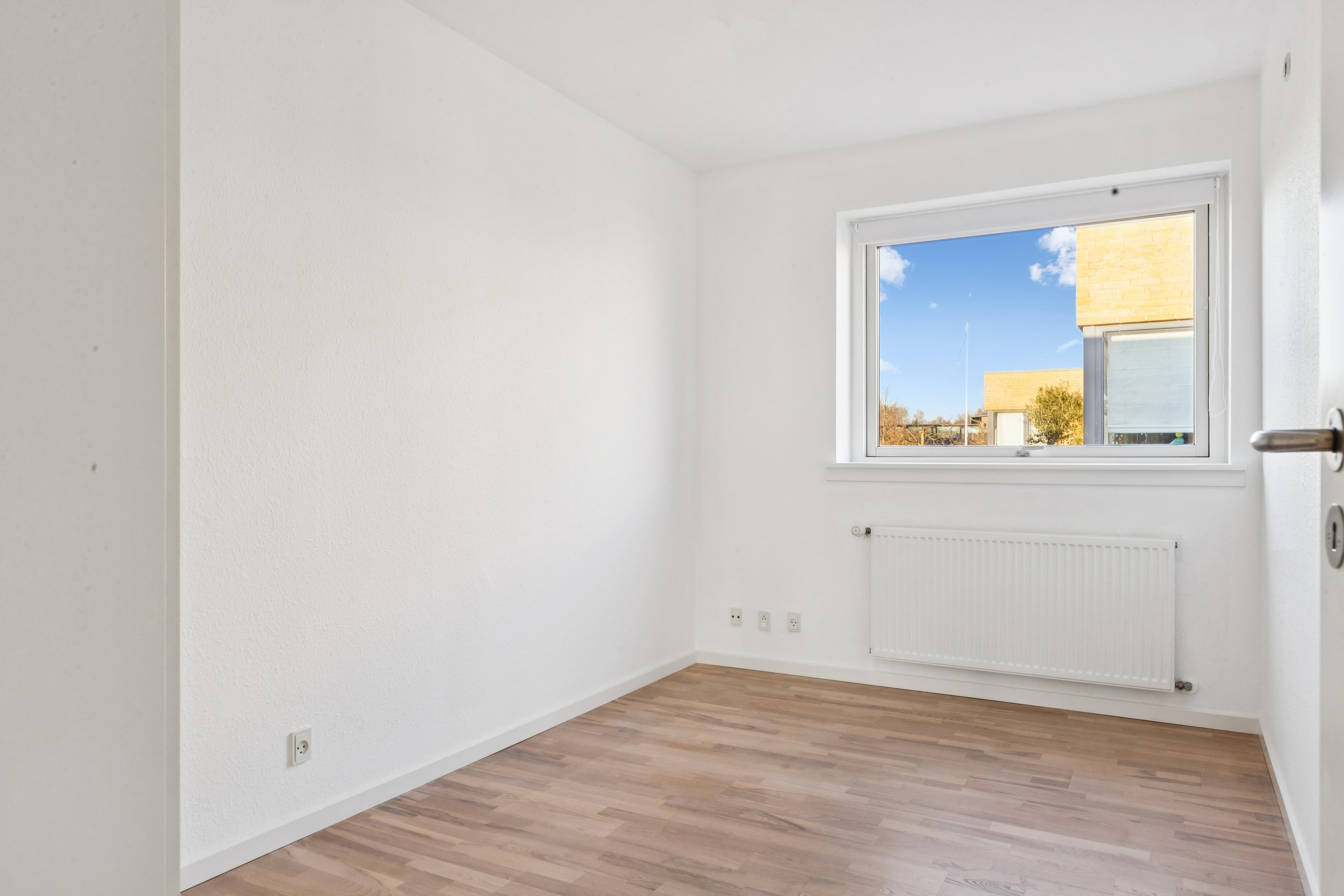 Fremhævet værelse billede i fuldskærmstilstand. Billede af Falkenbergvænget 8, 3140 Ålsgårde