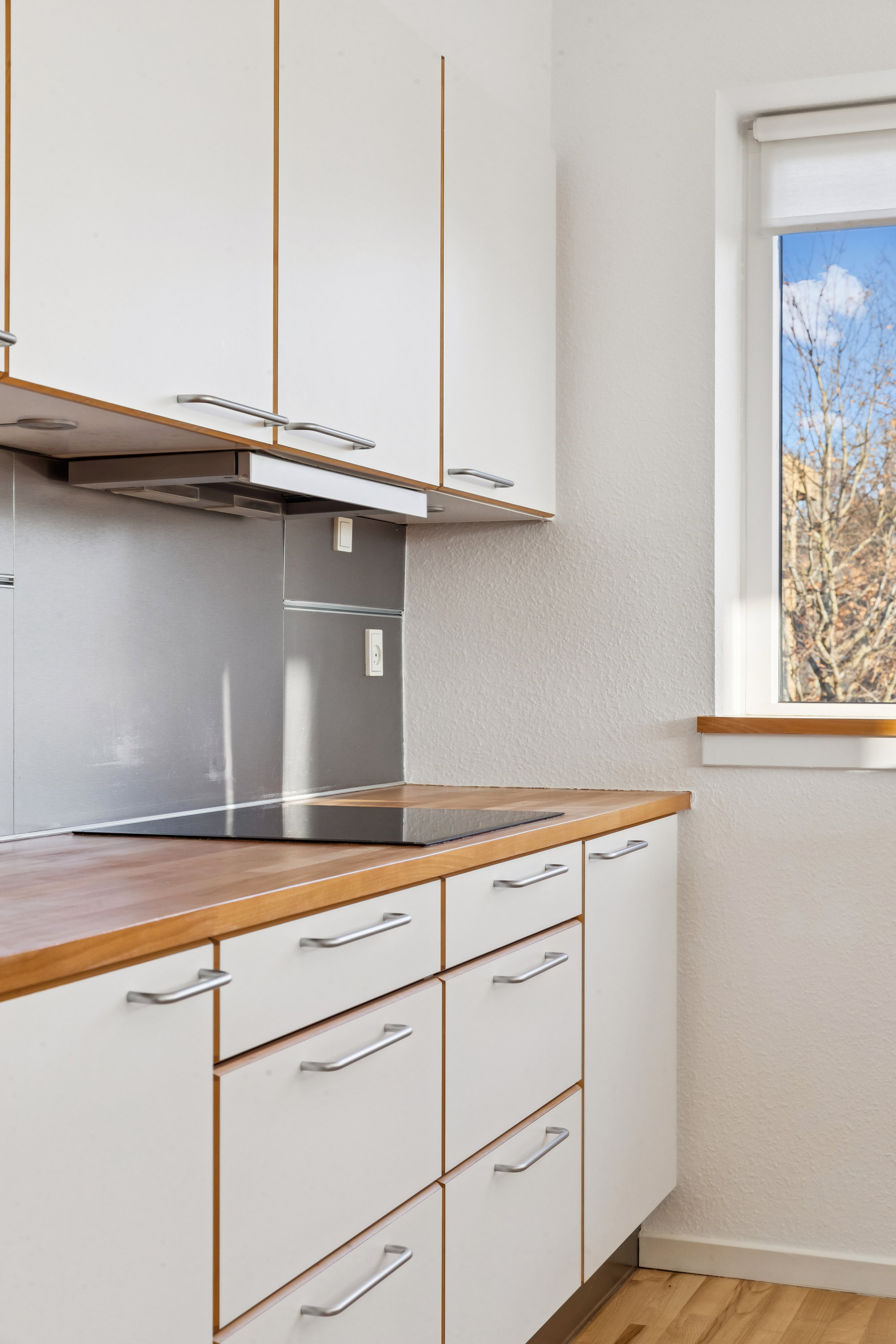 Fremhævet køkken billede i fuldskærmstilstand. Billede af Falkenbergvænget 8, 3140 Ålsgårde