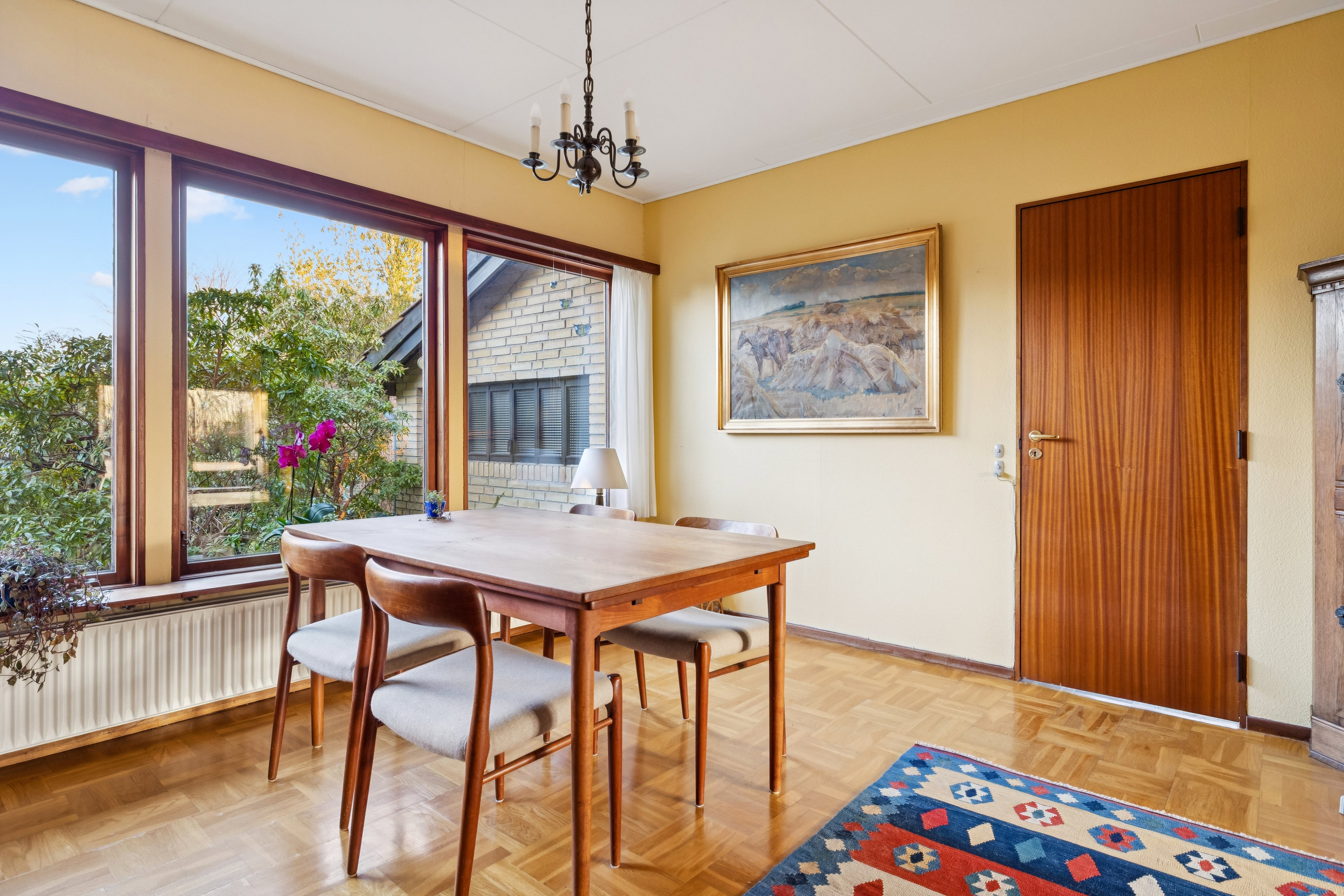 Fremhævet spisestue billede i fuldskærmstilstand. Billede af Bøgevej 8, 8660 Skanderborg