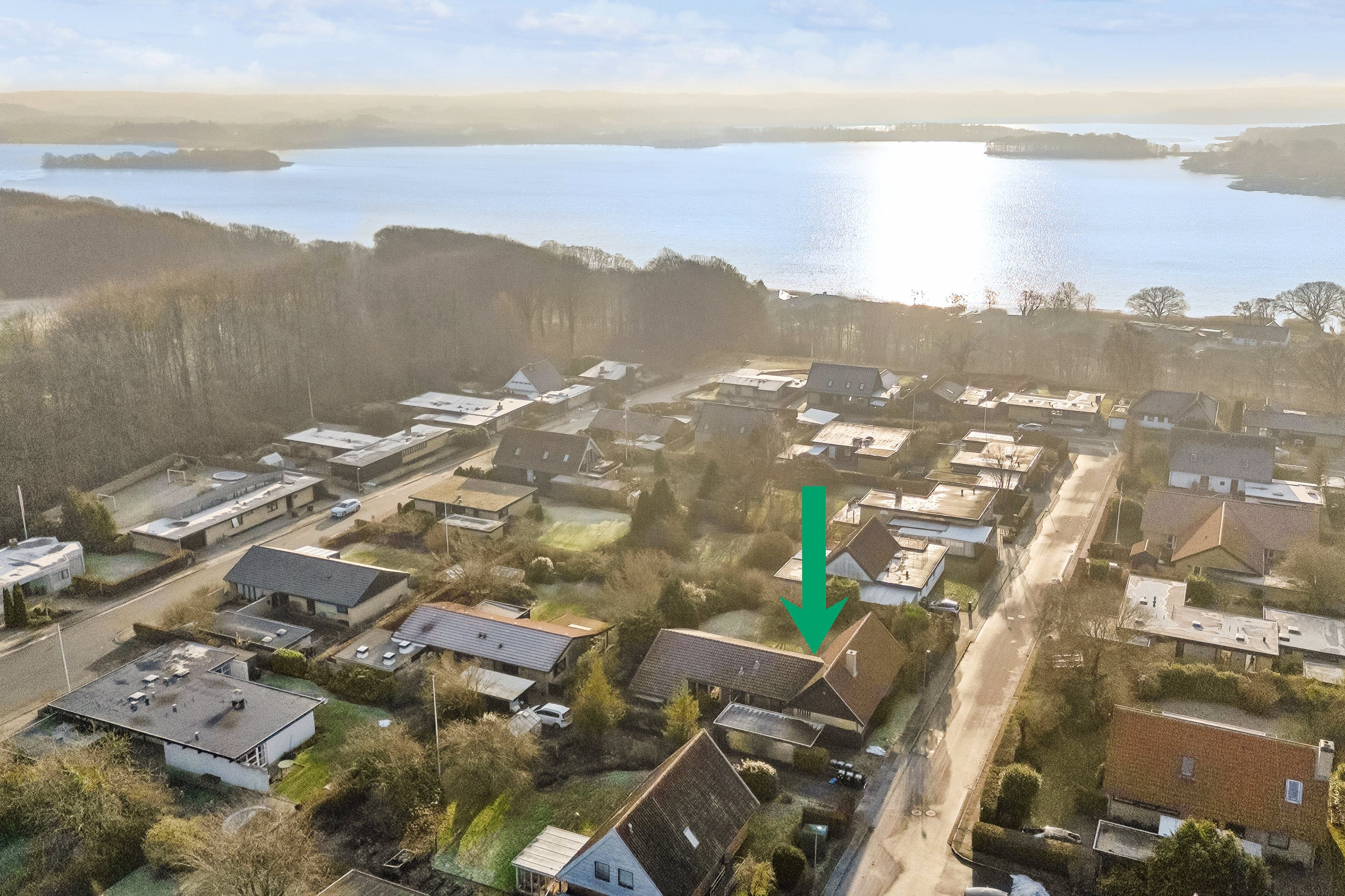 Fremhævet luftfoto billede i fuldskærmstilstand. Billede af Bøgevej 8, 8660 Skanderborg