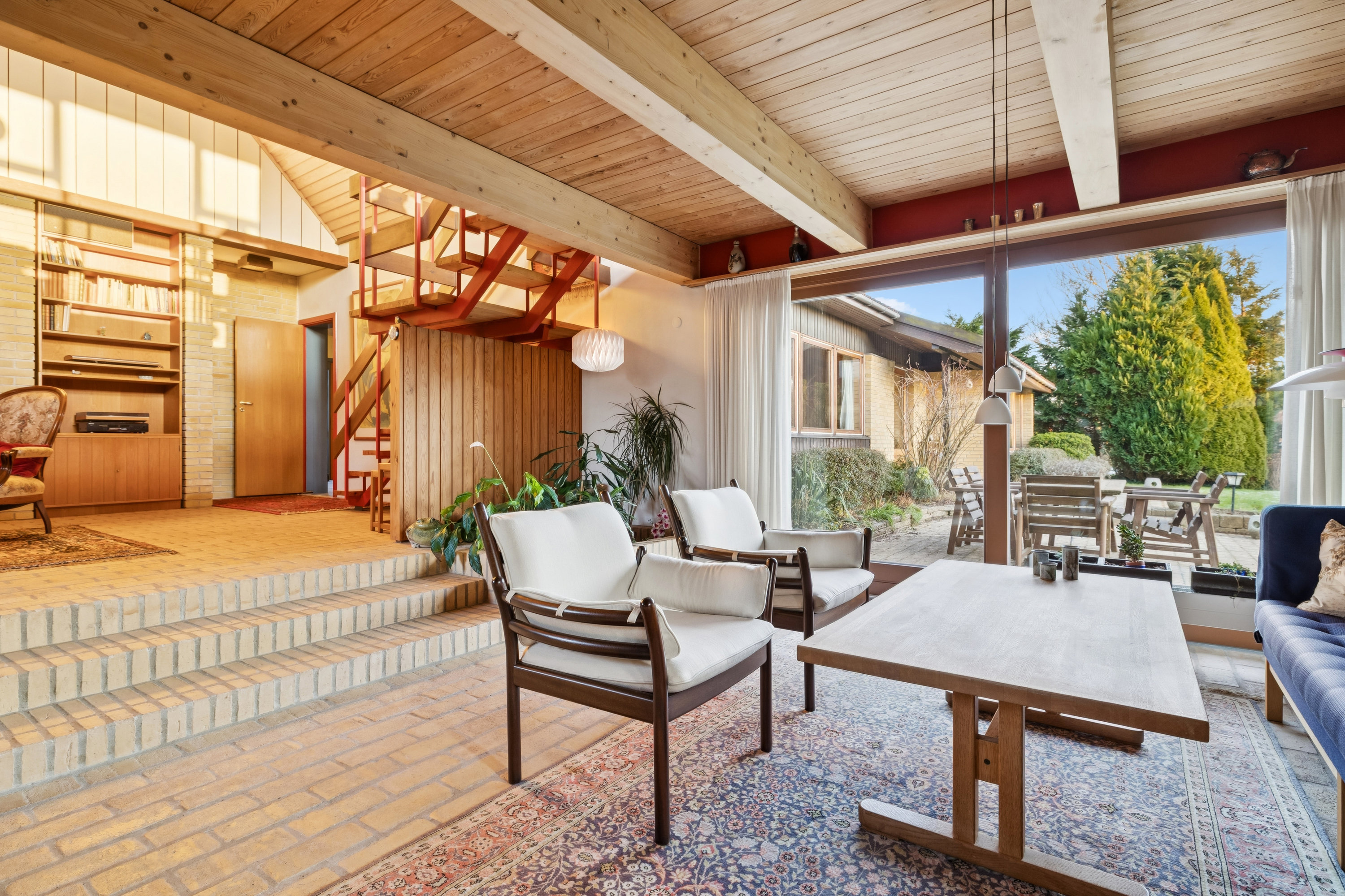 Fremhævet stue billede i fuldskærmstilstand. Billede af Bøgevej 8, 8660 Skanderborg