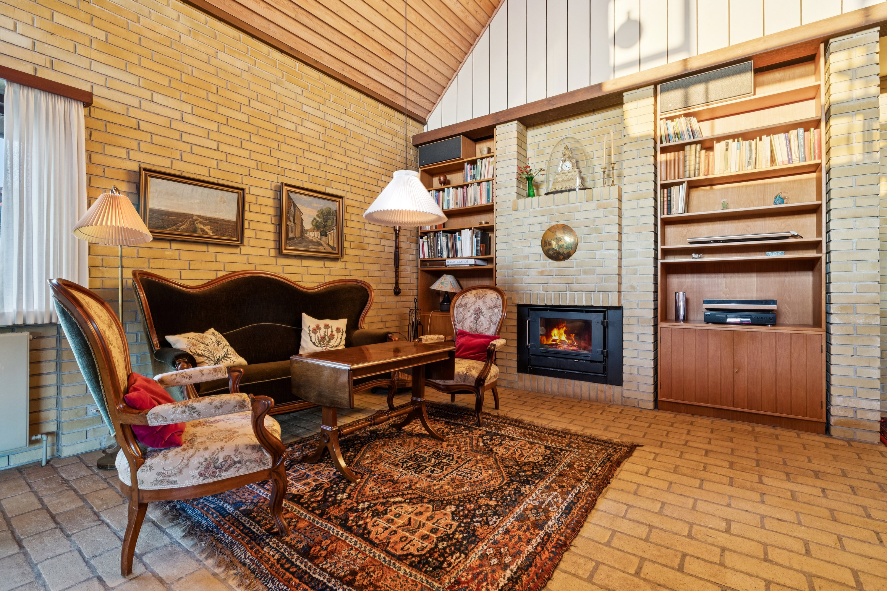 Fremhævet stue billede i fuldskærmstilstand. Billede af Bøgevej 8, 8660 Skanderborg