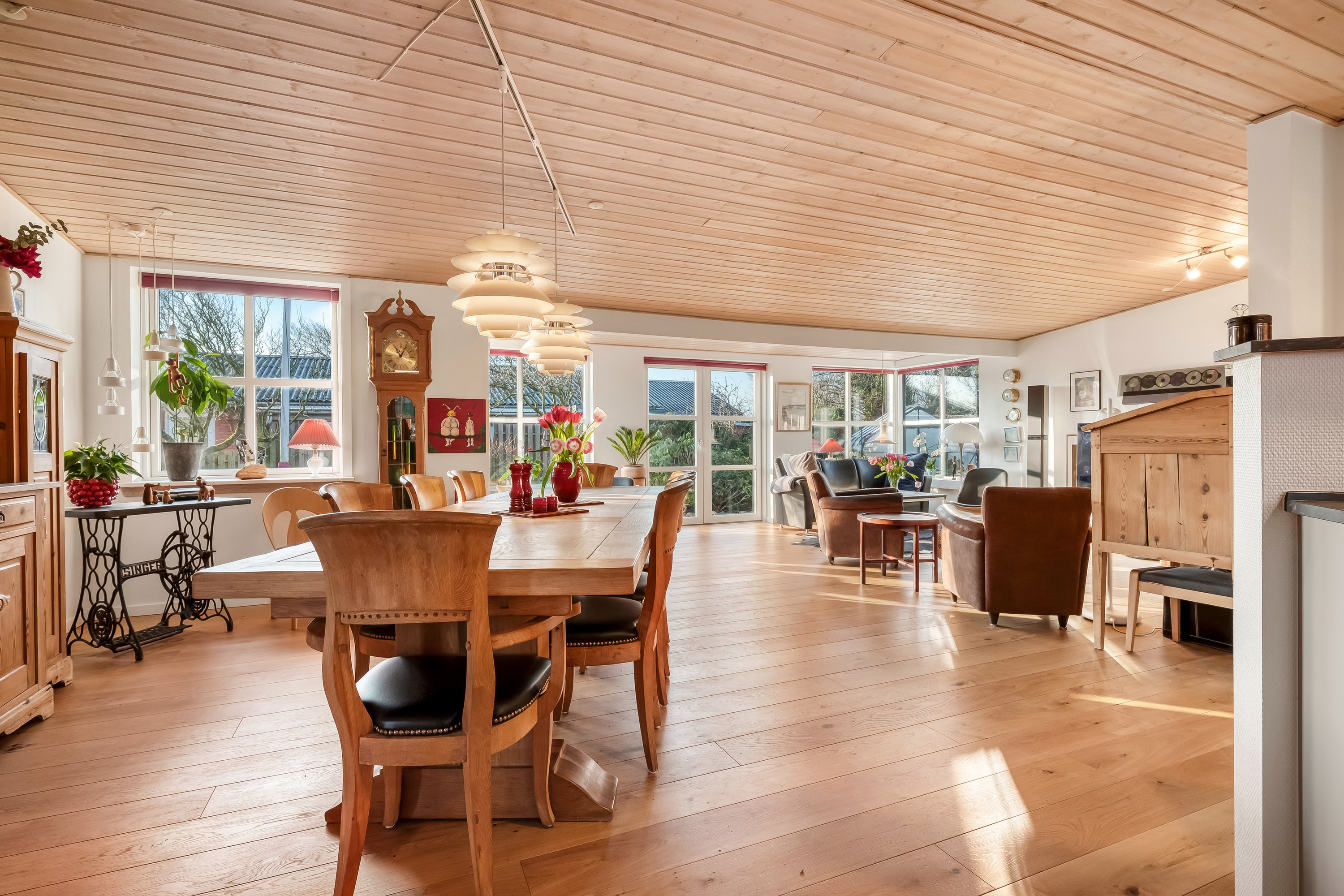 Fremhævet køkken alrum billede i fuldskærmstilstand. Billede af Ydunsvej 5, 7620 Lemvig