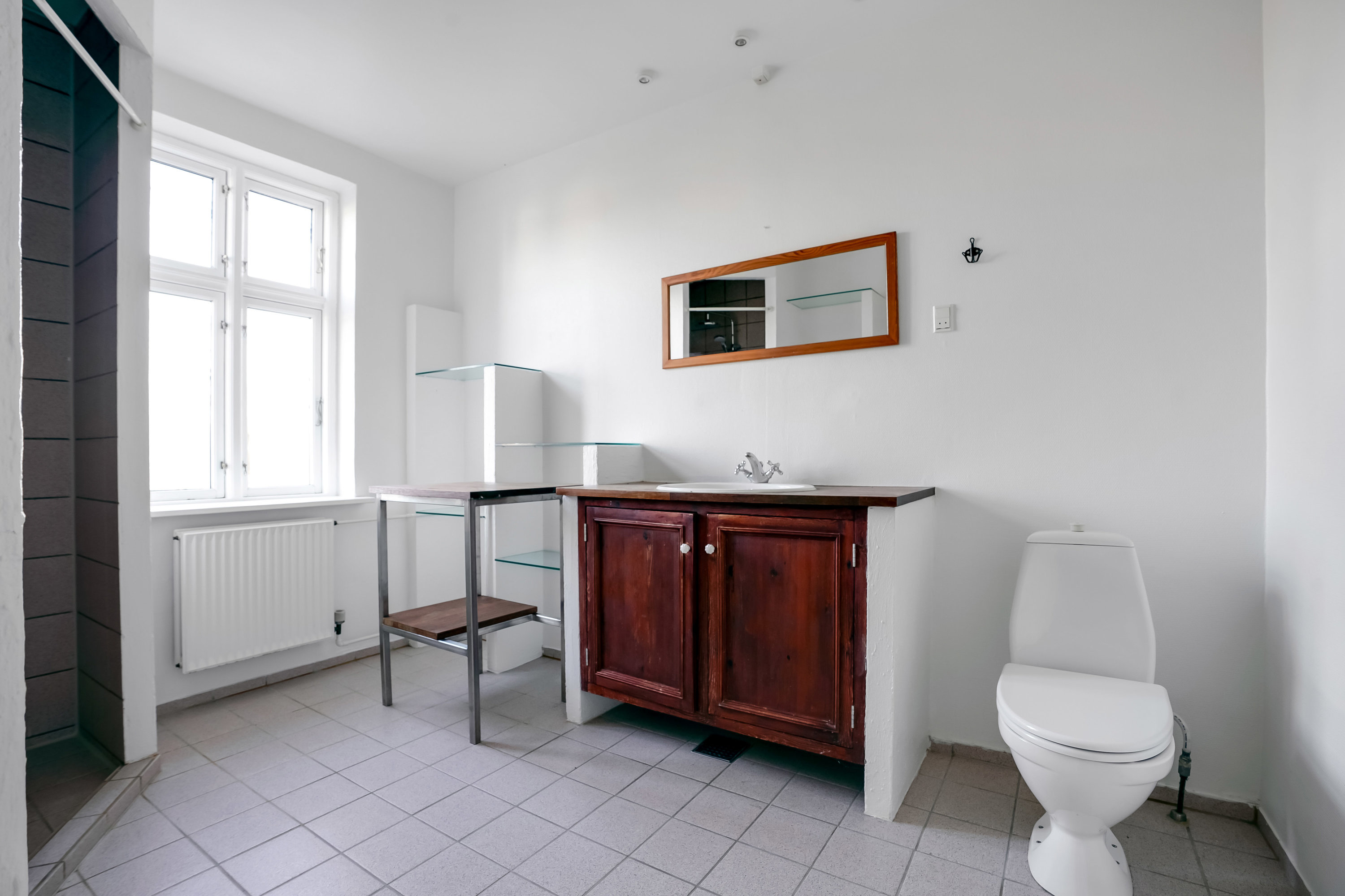 Fremhævet badeværelse billede i fuldskærmstilstand. Billede af Sadolinsgade 100, 5230 Odense M