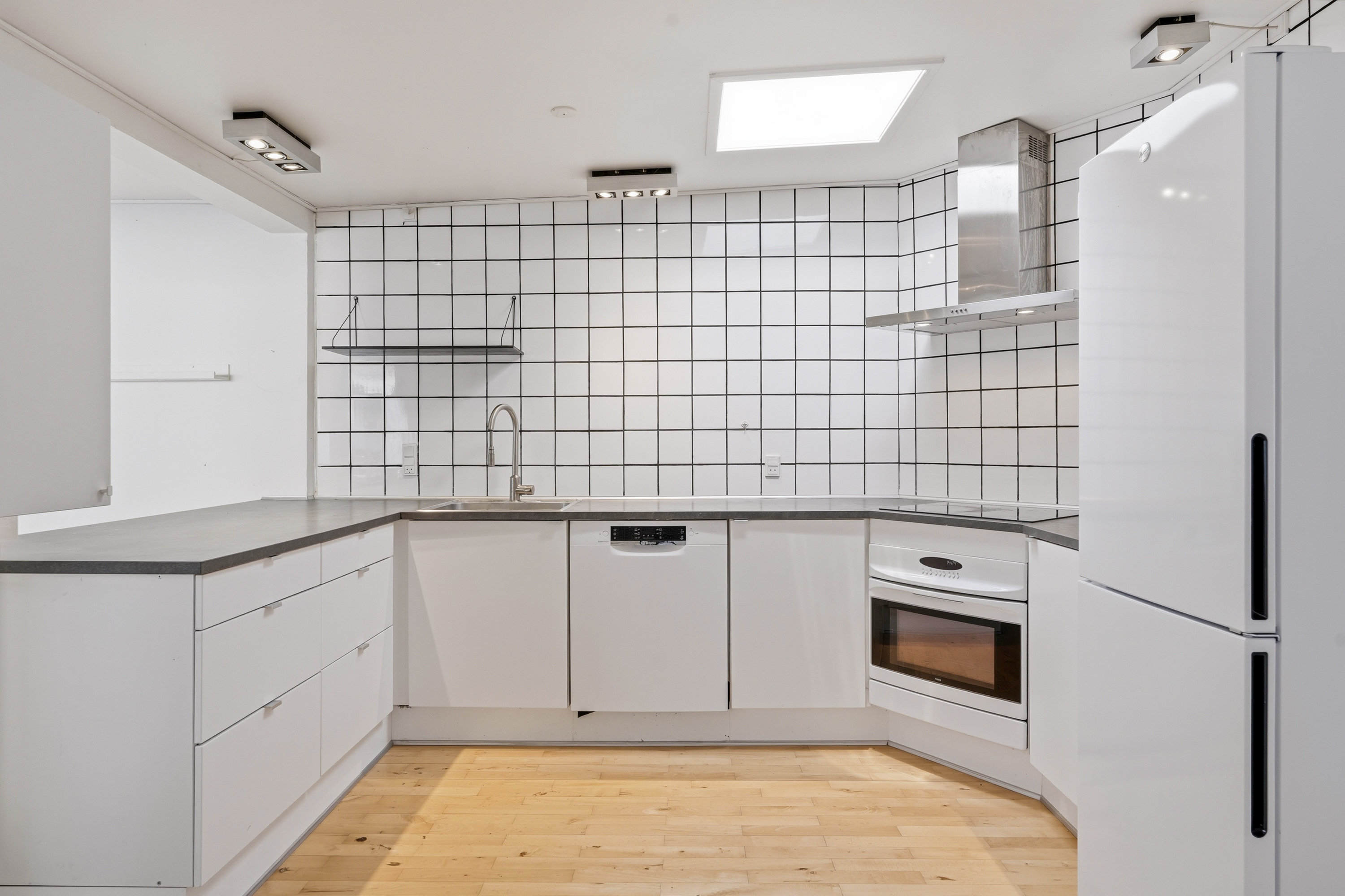 Fremhævet køkken billede i fuldskærmstilstand. Billede af Næsbyhave 110, Næsby, 5270 Odense N