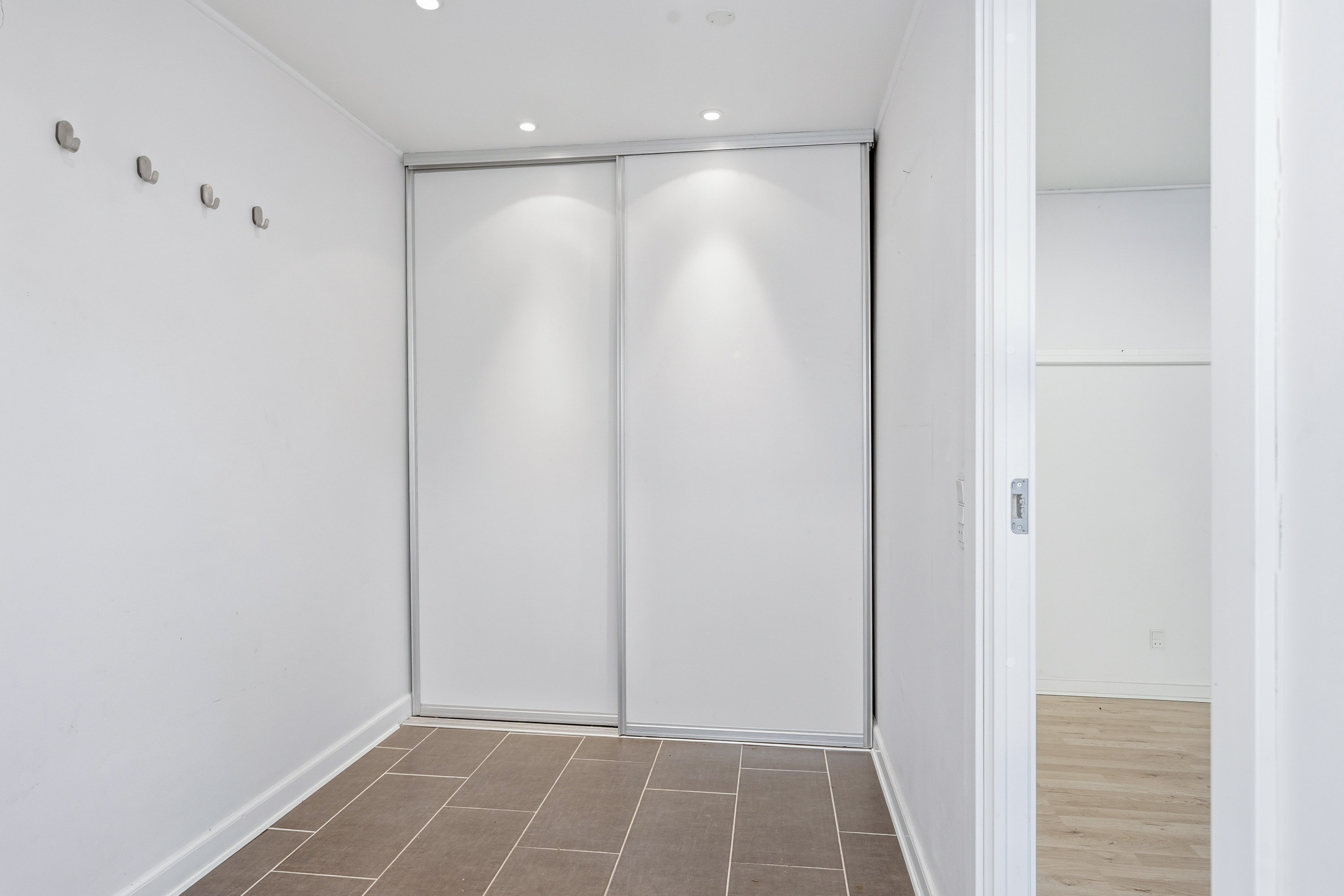 Fremhævet entré billede i fuldskærmstilstand. Billede af Næsbyhave 110, Næsby, 5270 Odense N