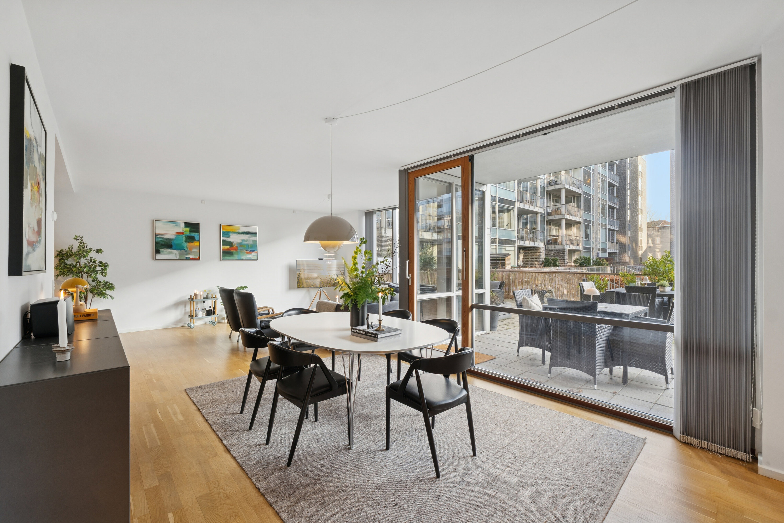 Fremhævet spisestue billede i fuldskærmstilstand. Billede af Hans Hedtofts Gade 5, st.. tv., 2300 København S