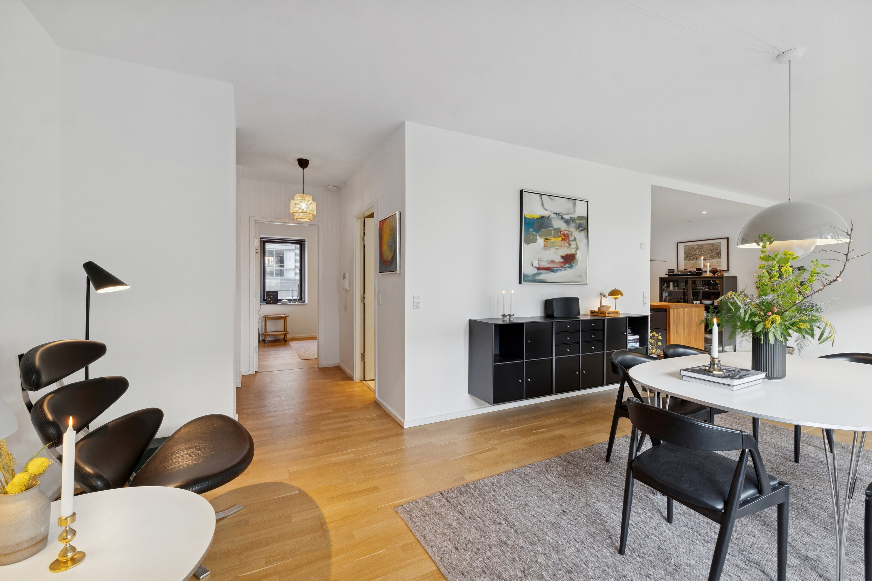 Fremhævet spisestue billede i fuldskærmstilstand. Billede af Hans Hedtofts Gade 5, st.. tv., 2300 København S