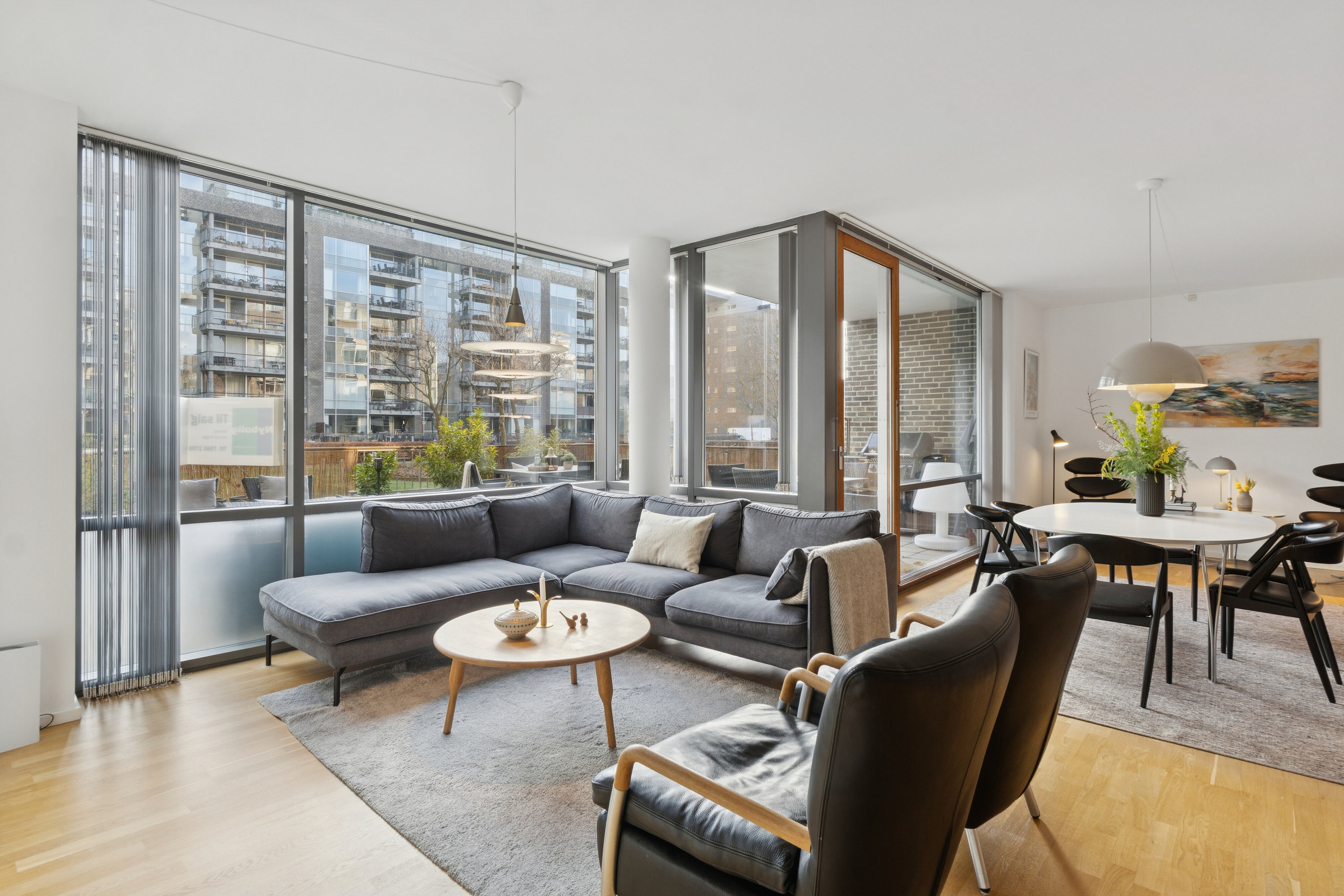 Fremhævet stue billede i fuldskærmstilstand. Billede af Hans Hedtofts Gade 5, st.. tv., 2300 København S