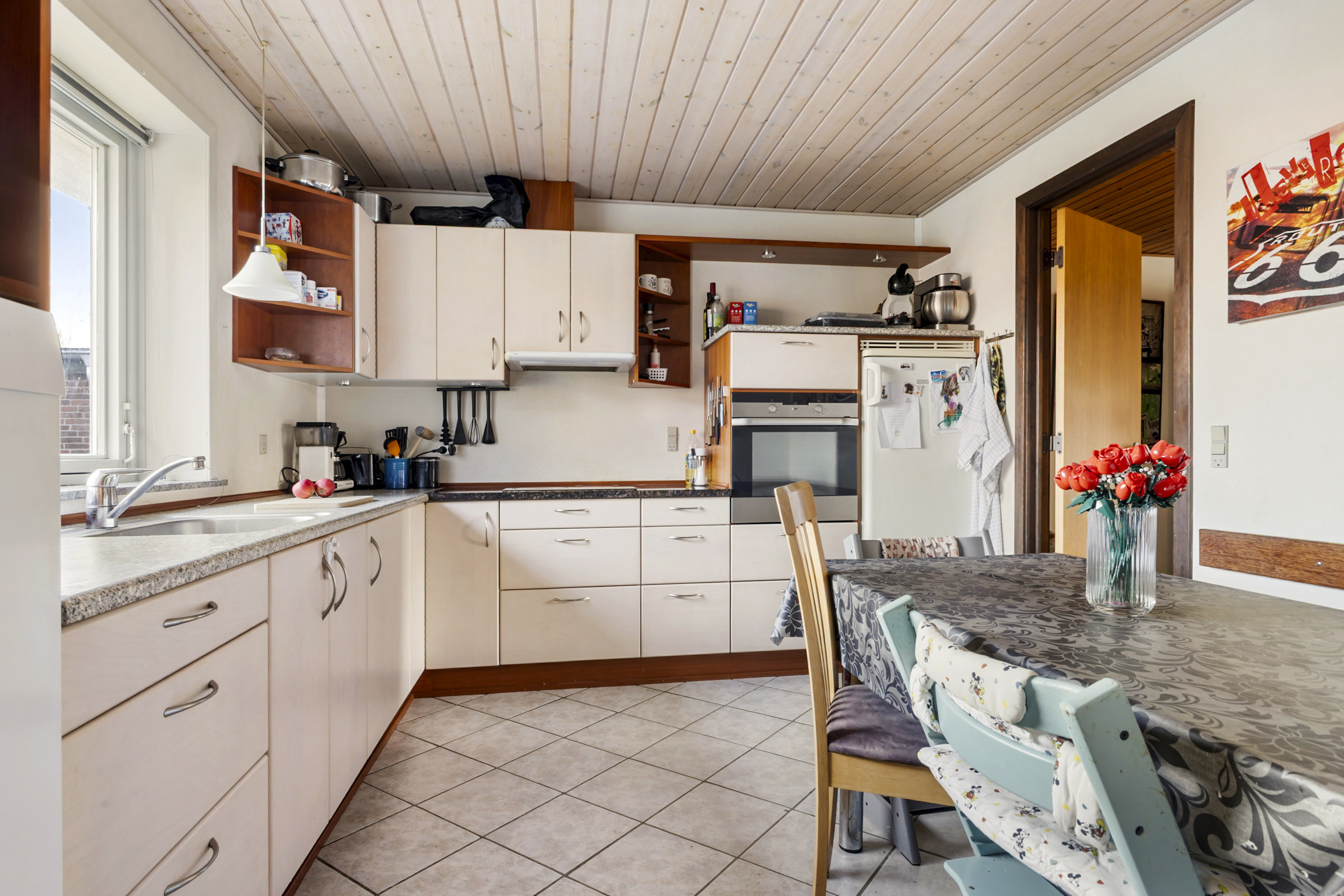 Fremhævet spisekøkken billede i fuldskærmstilstand. Billede af Grammingtoften 15, Sdr Hygum, 6630 Rødding