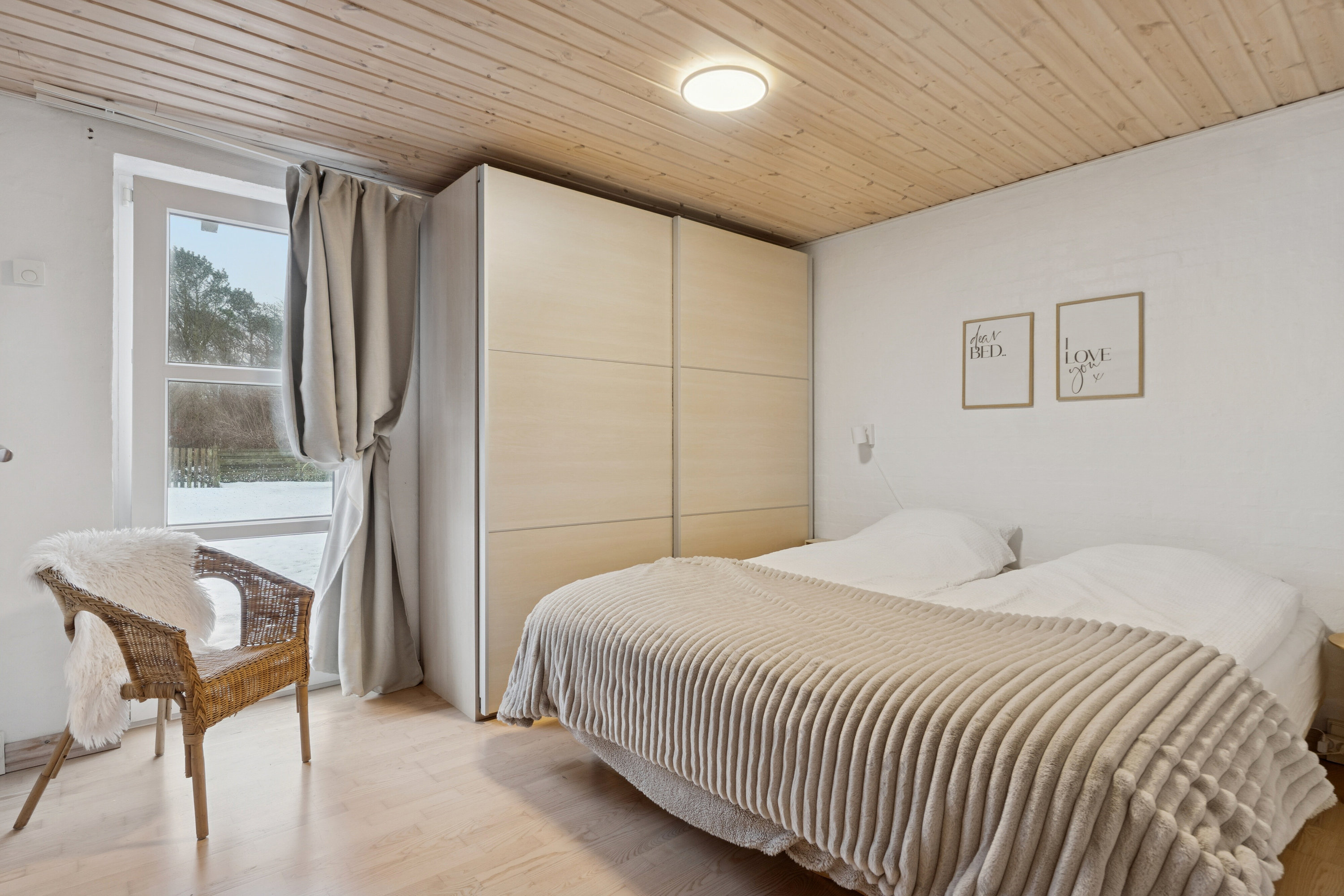 Fremhævet soveværelse billede i fuldskærmstilstand. Billede af Floravænget 38, 7730 Hanstholm