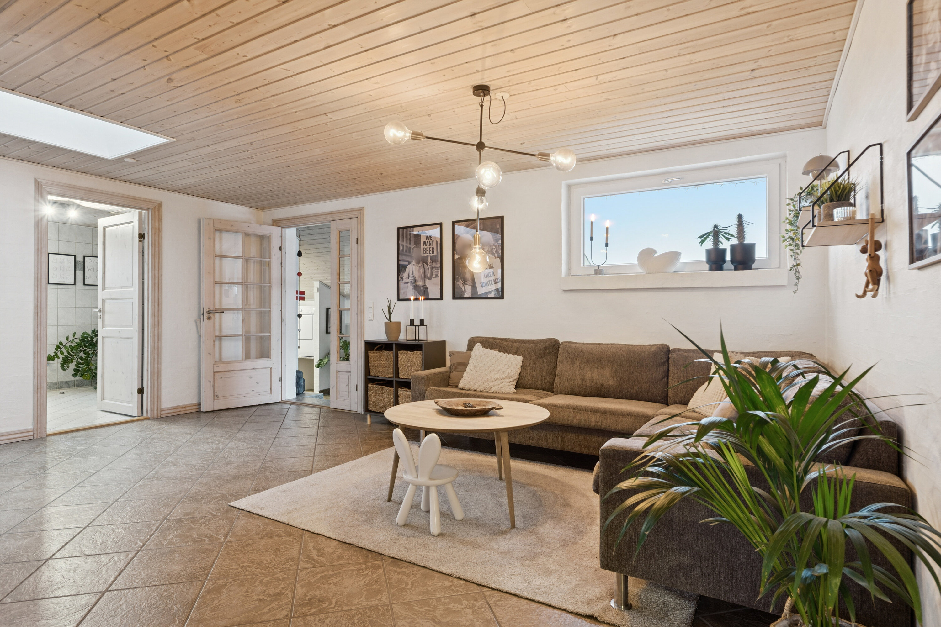 Fremhævet stue billede i fuldskærmstilstand. Billede af Floravænget 38, 7730 Hanstholm