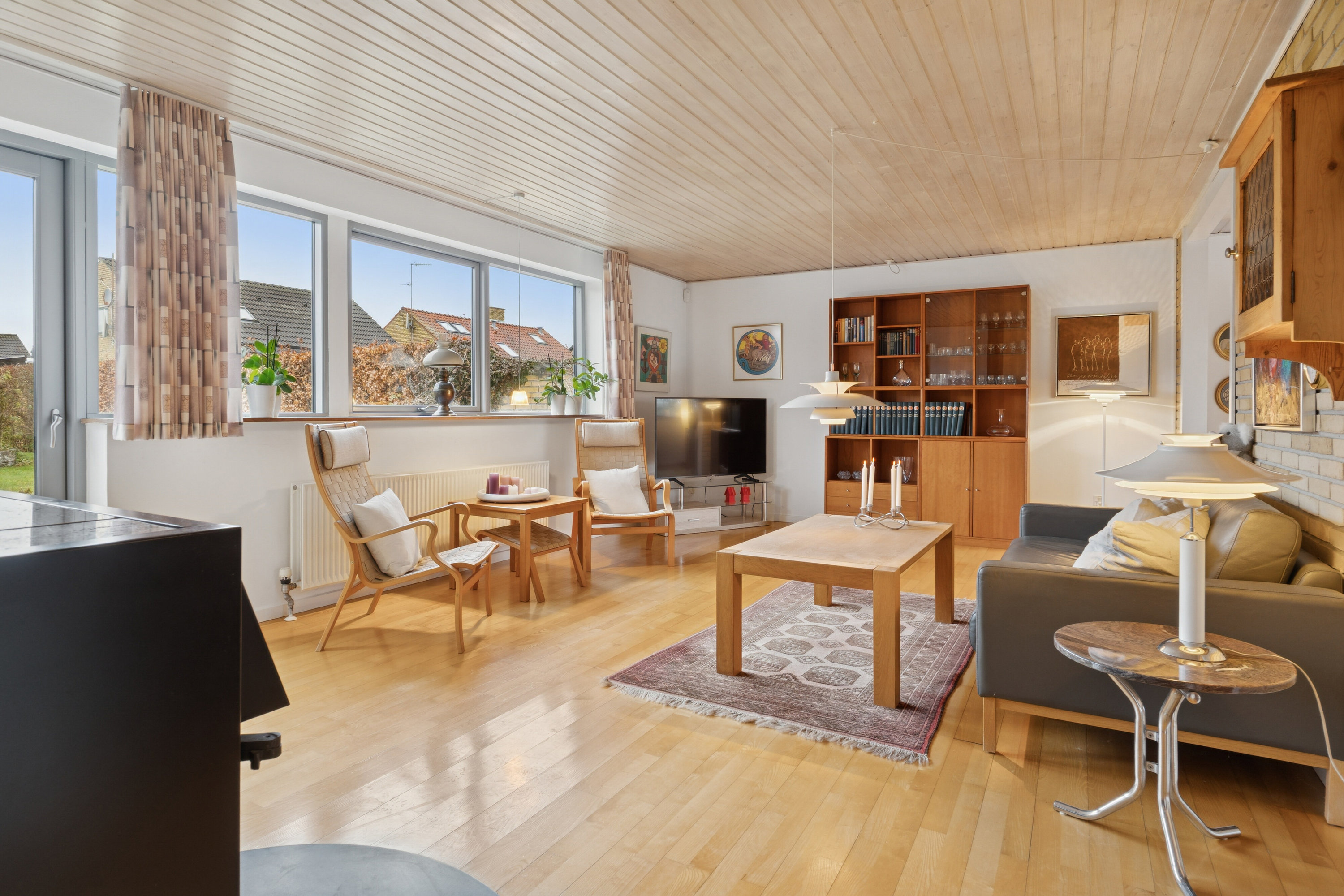 Fremhævet stue billede i fuldskærmstilstand. Billede af Rishøjvej 5, 2650 Hvidovre