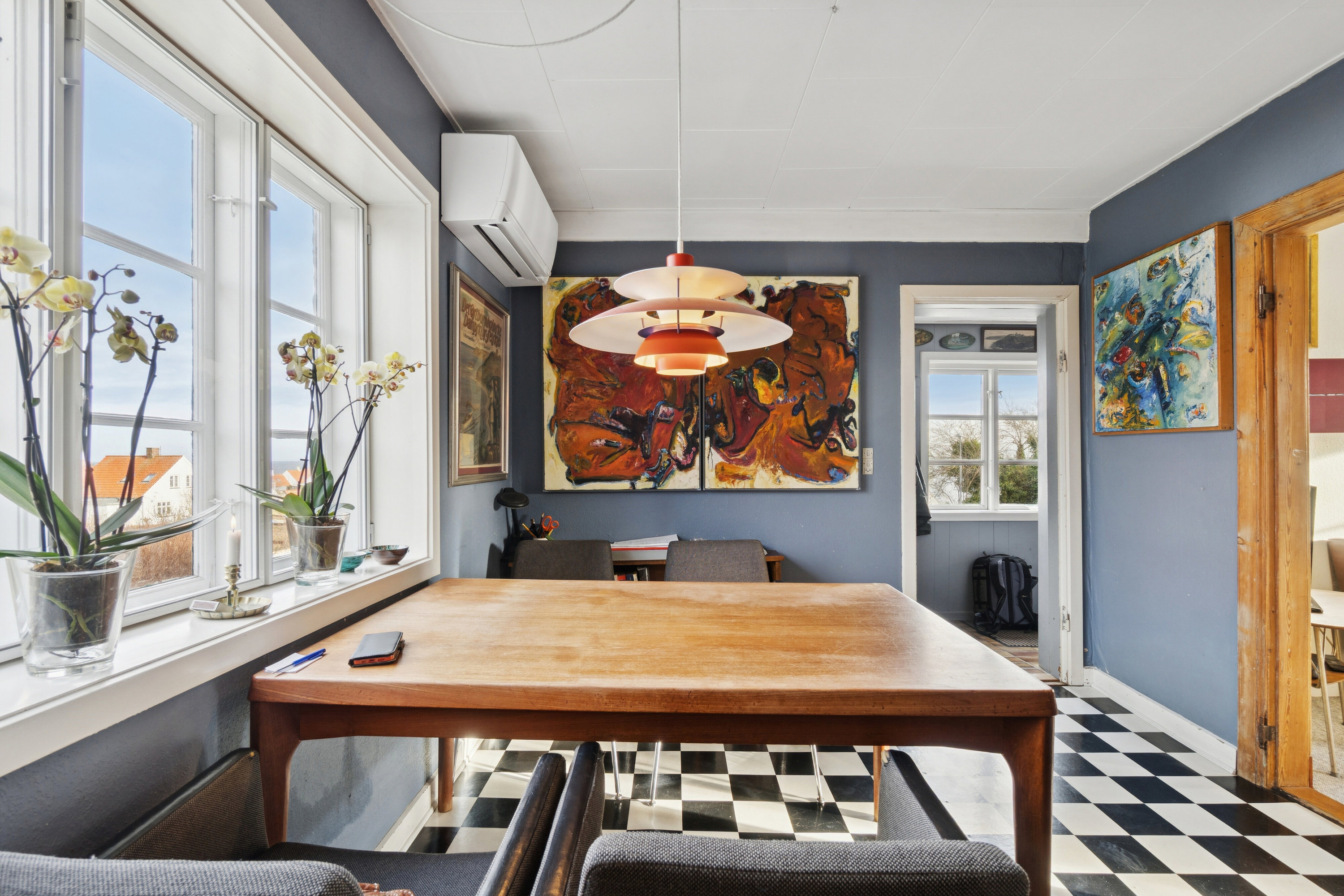 Fremhævet spisestue billede i fuldskærmstilstand. Billede af Gaden 37, Aarsdale, 3740 Svaneke