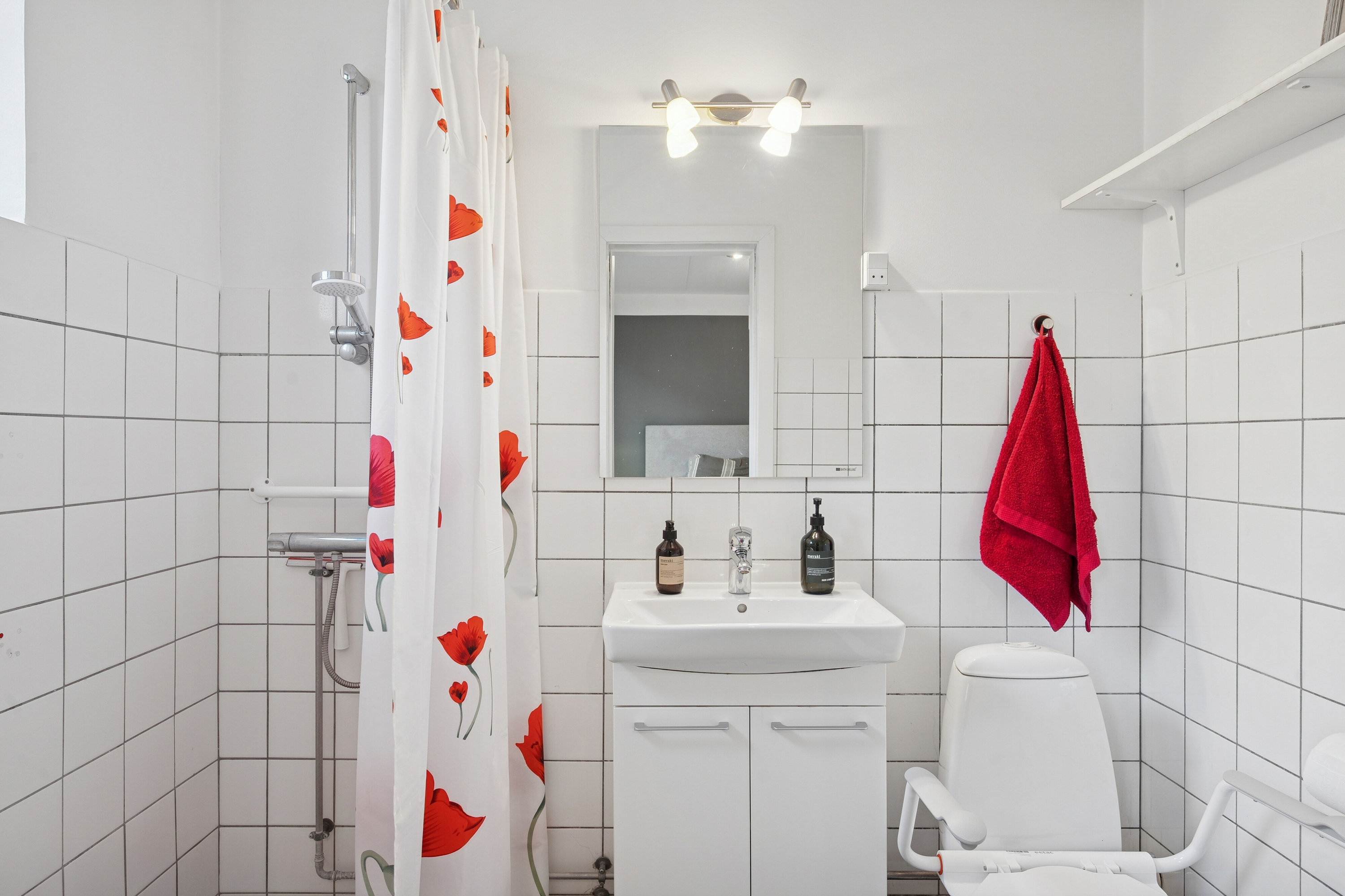 Fremhævet badeværelse billede i fuldskærmstilstand. Billede af Rødovrevej 313, st.. th., 2610 Rødovre