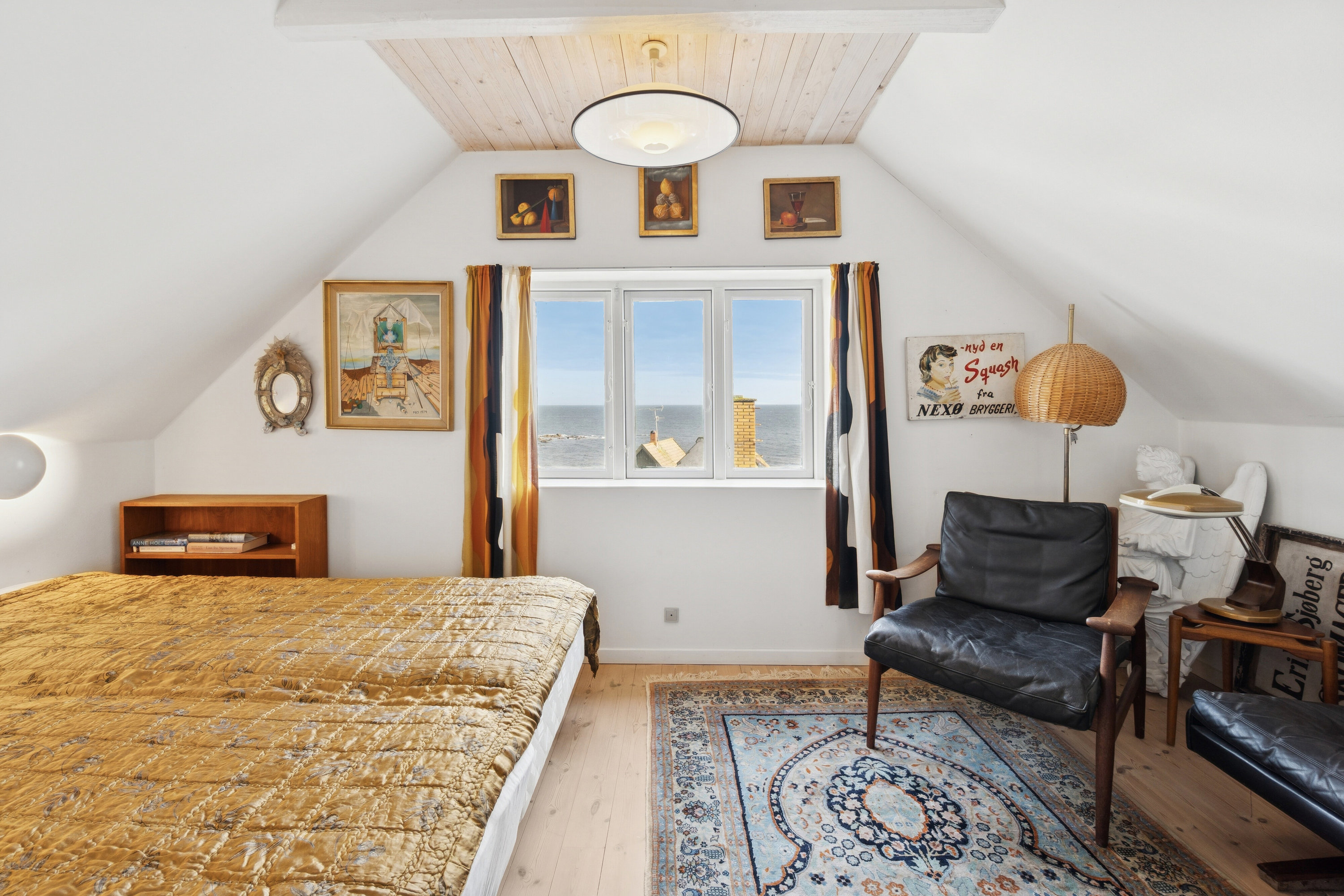 Fremhævet soveværelse billede i fuldskærmstilstand. Billede af Gaden 37, Aarsdale, 3740 Svaneke