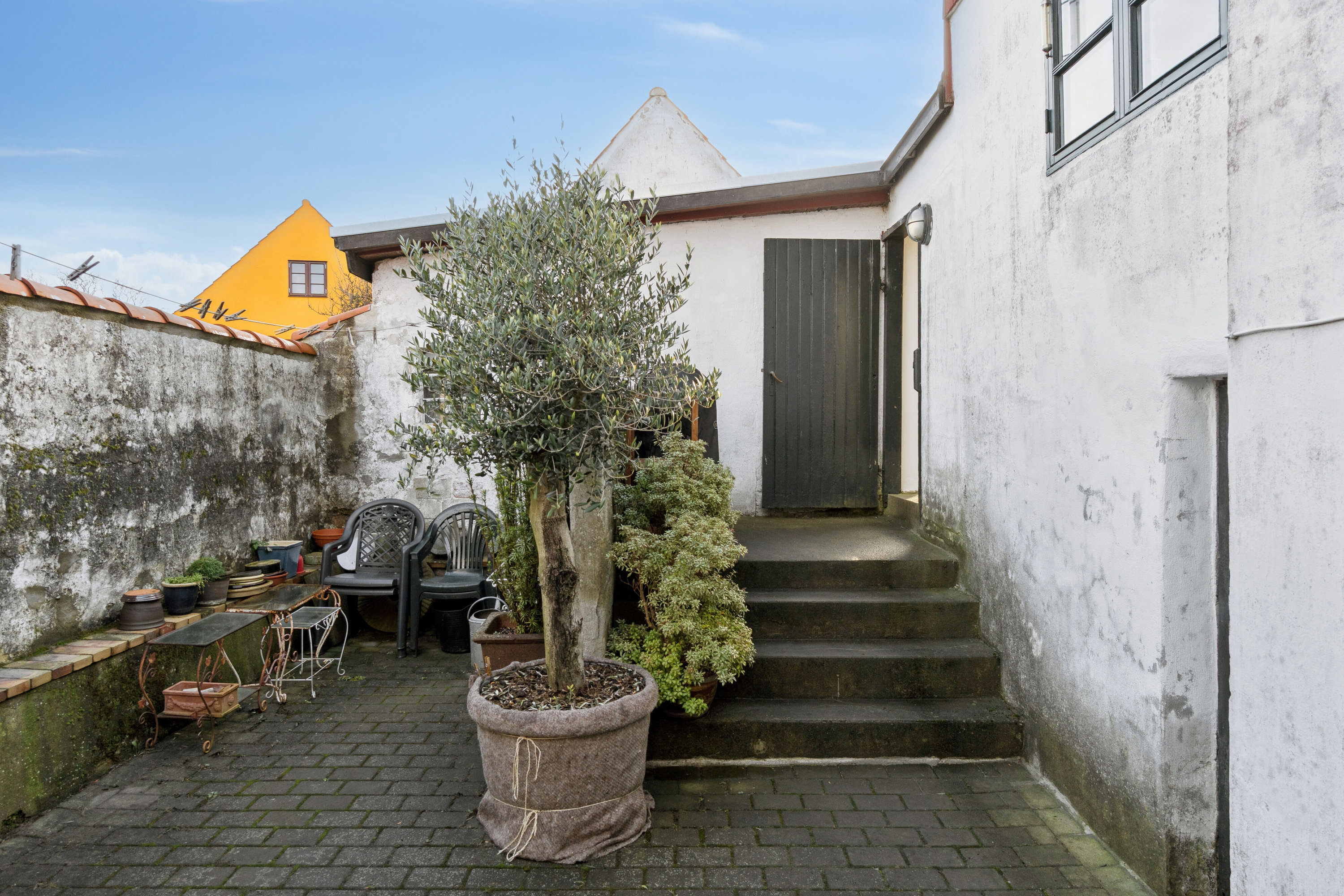 Fremhævet set fra haven billede i fuldskærmstilstand. Billede af Gaden 37, Aarsdale, 3740 Svaneke