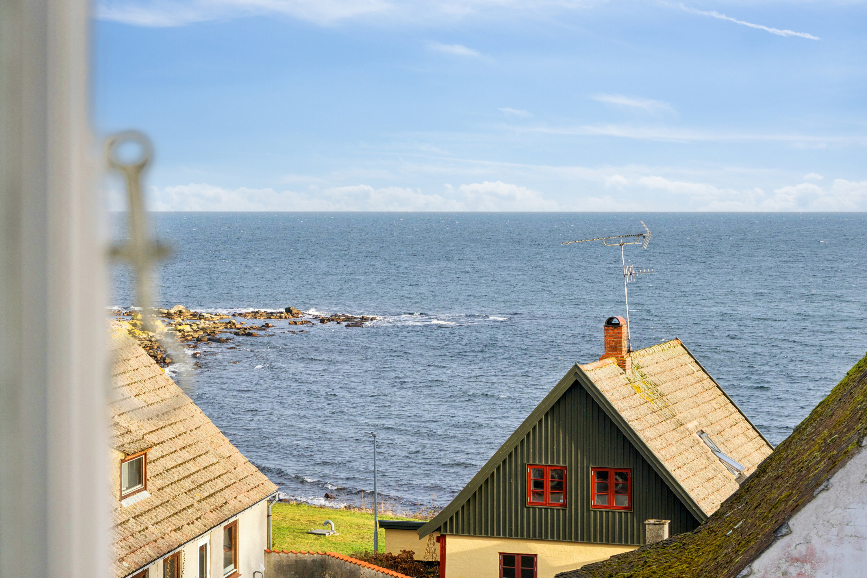 Fremhævet havudsigt billede i fuldskærmstilstand. Billede af Gaden 37, Aarsdale, 3740 Svaneke
