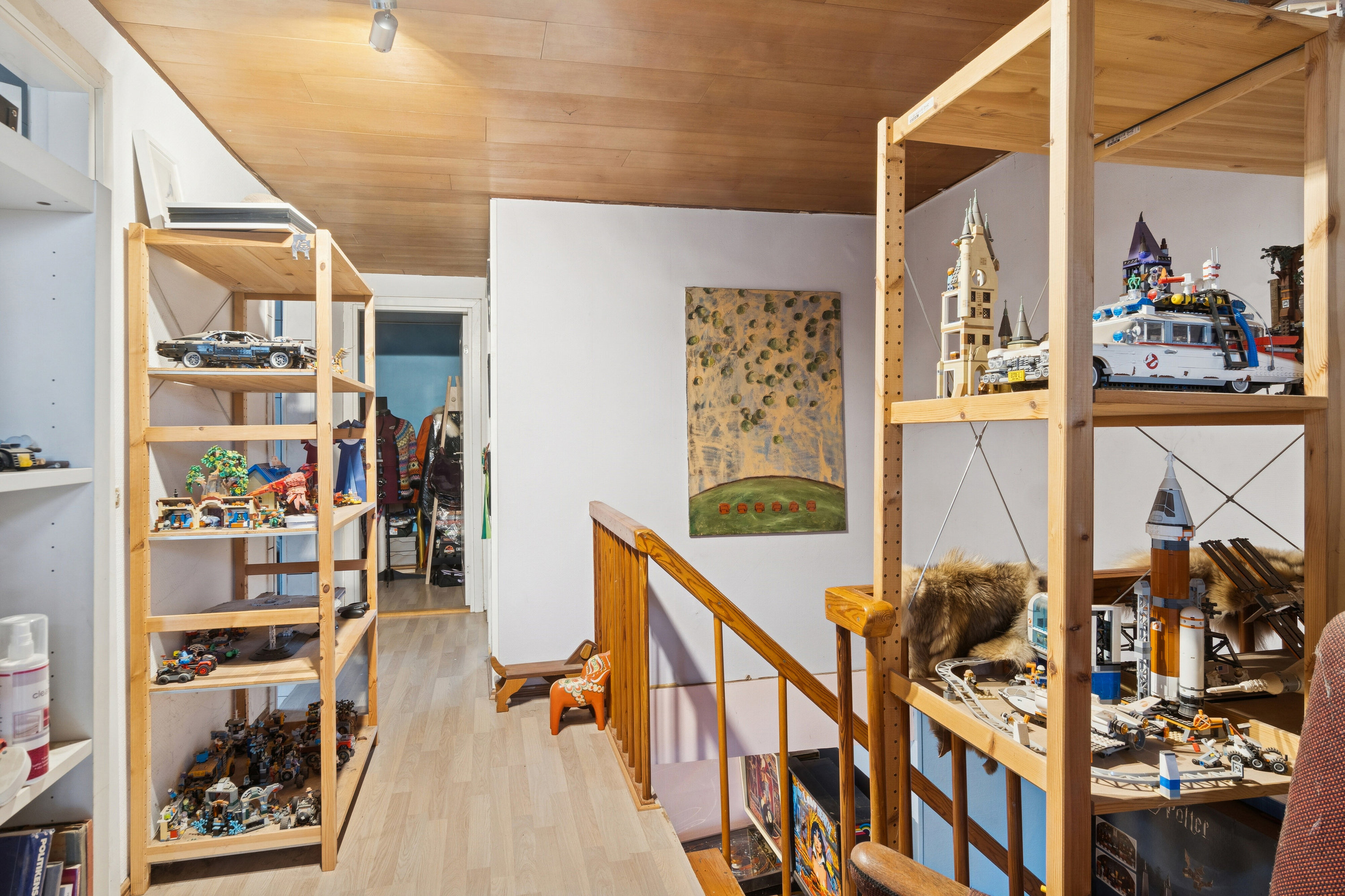 Fremhævet hall billede i fuldskærmstilstand. Billede af Skolevænget 42, 4470 Svebølle