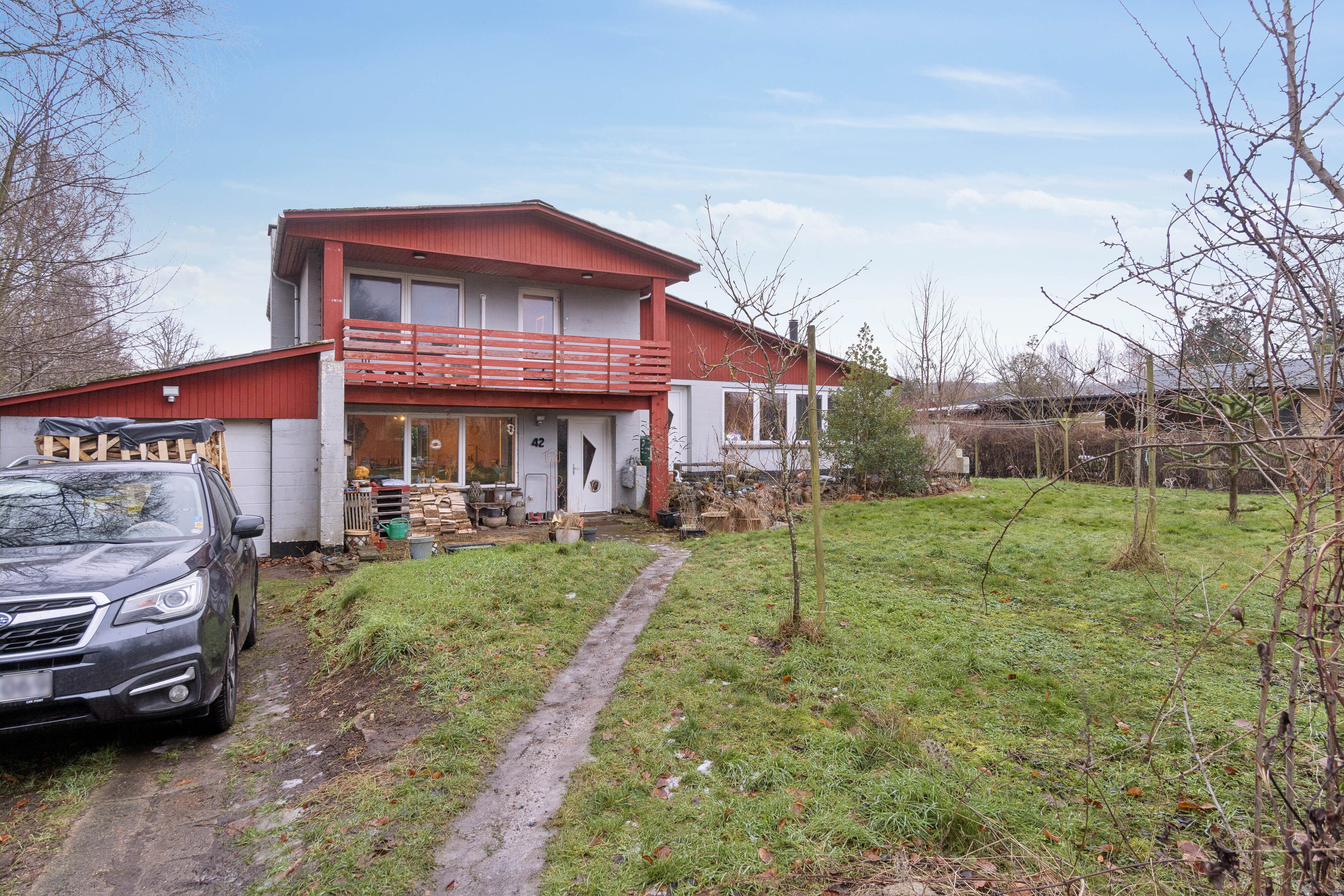 Villa: Set fra vejen på Skolevænget 42, 4470 Svebølle