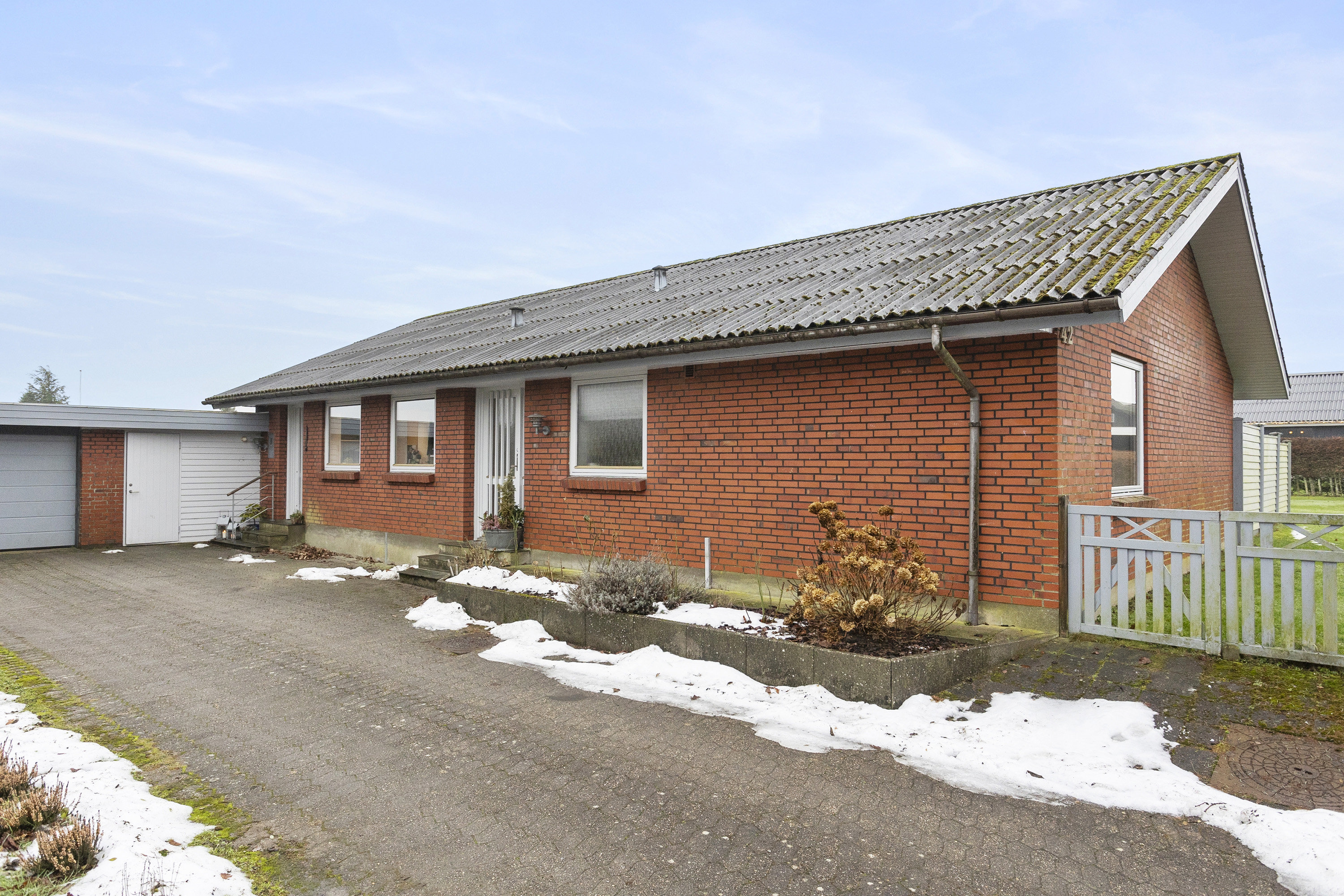 Fremhævet ejendommen billede i fuldskærmstilstand. Billede af Kirsebærvej 42, 6600 Vejen