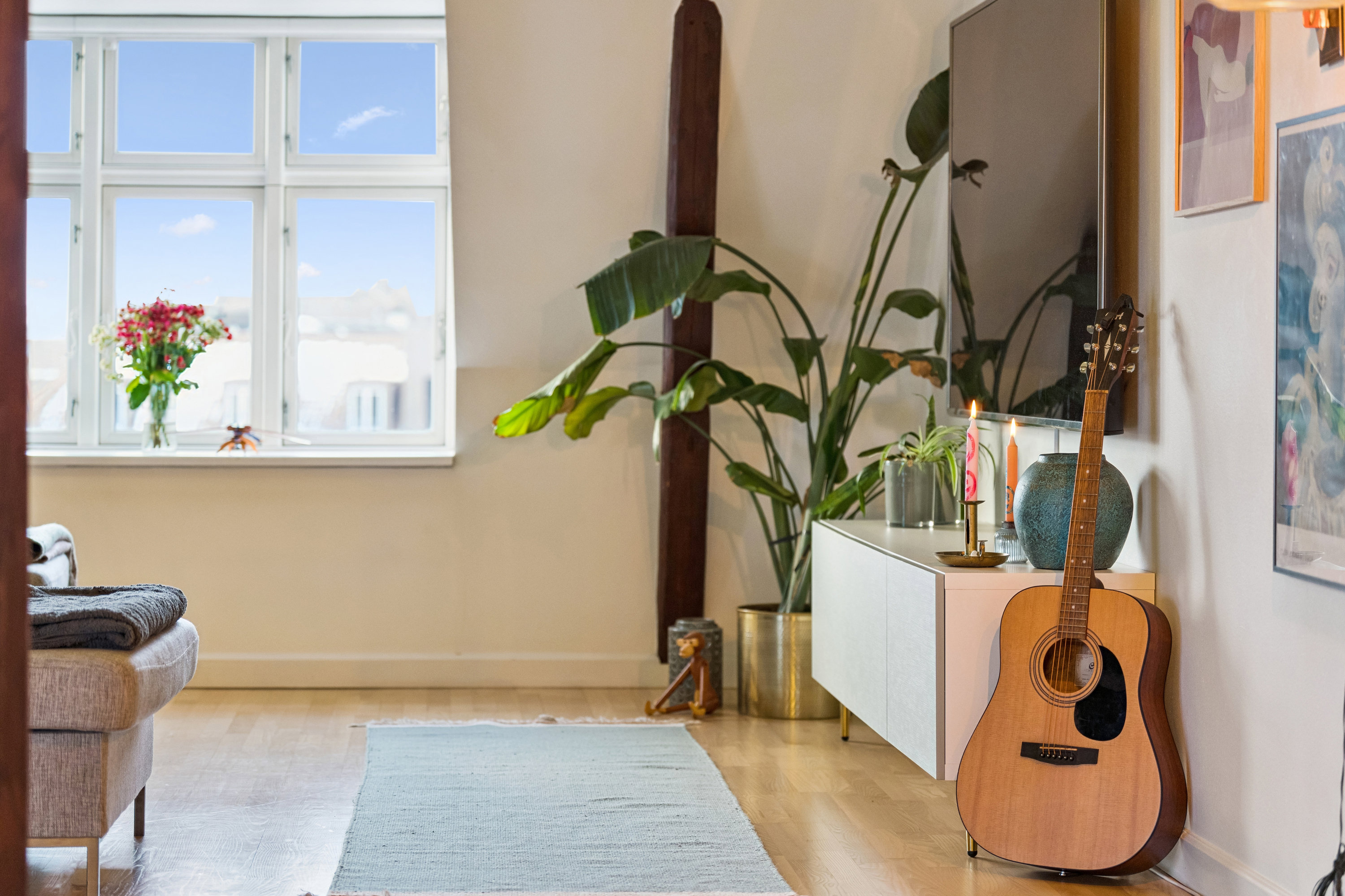 Fremhævet stue billede i fuldskærmstilstand. Billede af Algade 54, 3. th., 9000 Aalborg