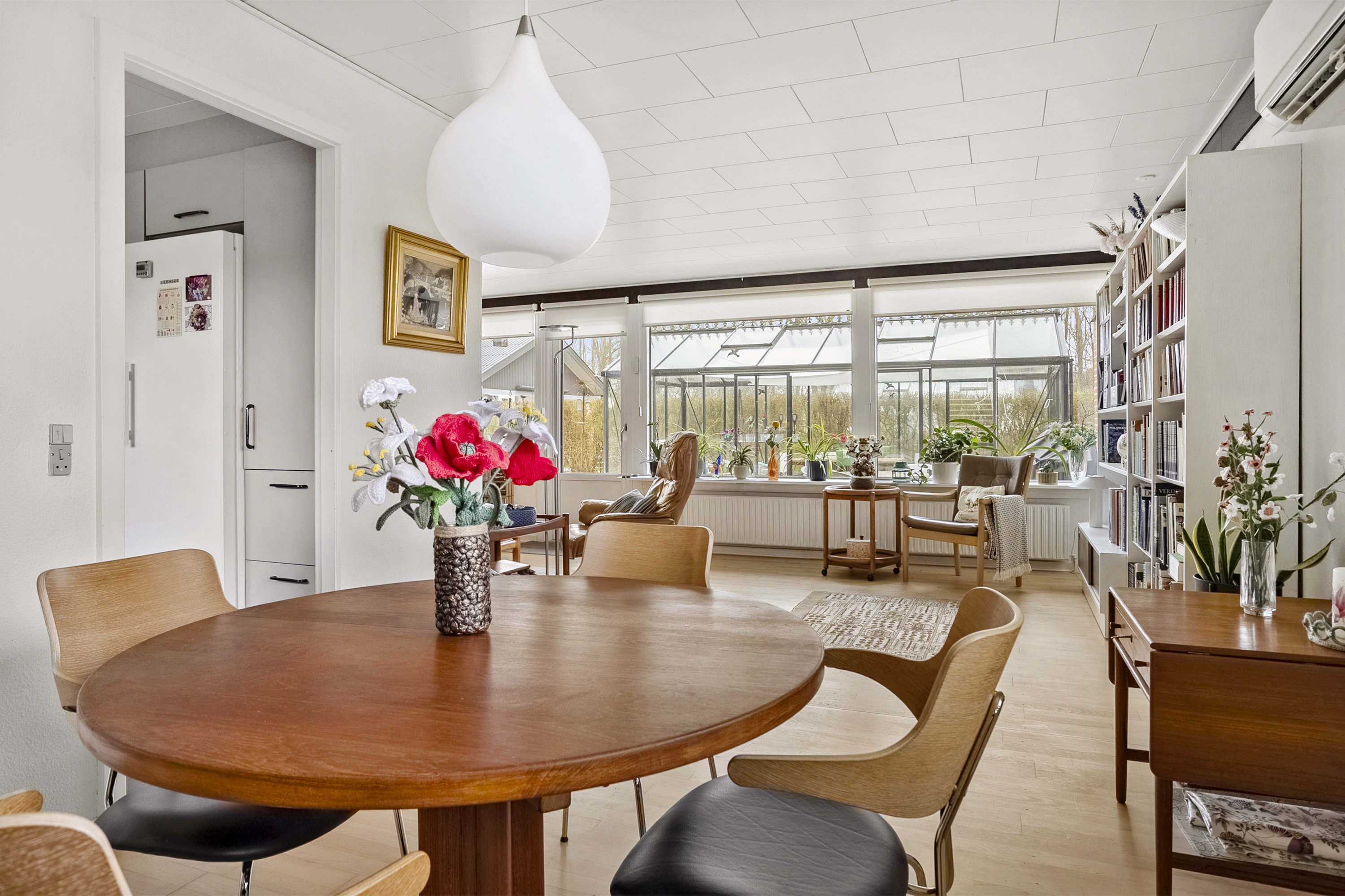 Fremhævet spisestue billede i fuldskærmstilstand. Billede af Kildevangen 9, 8783 Hornsyld