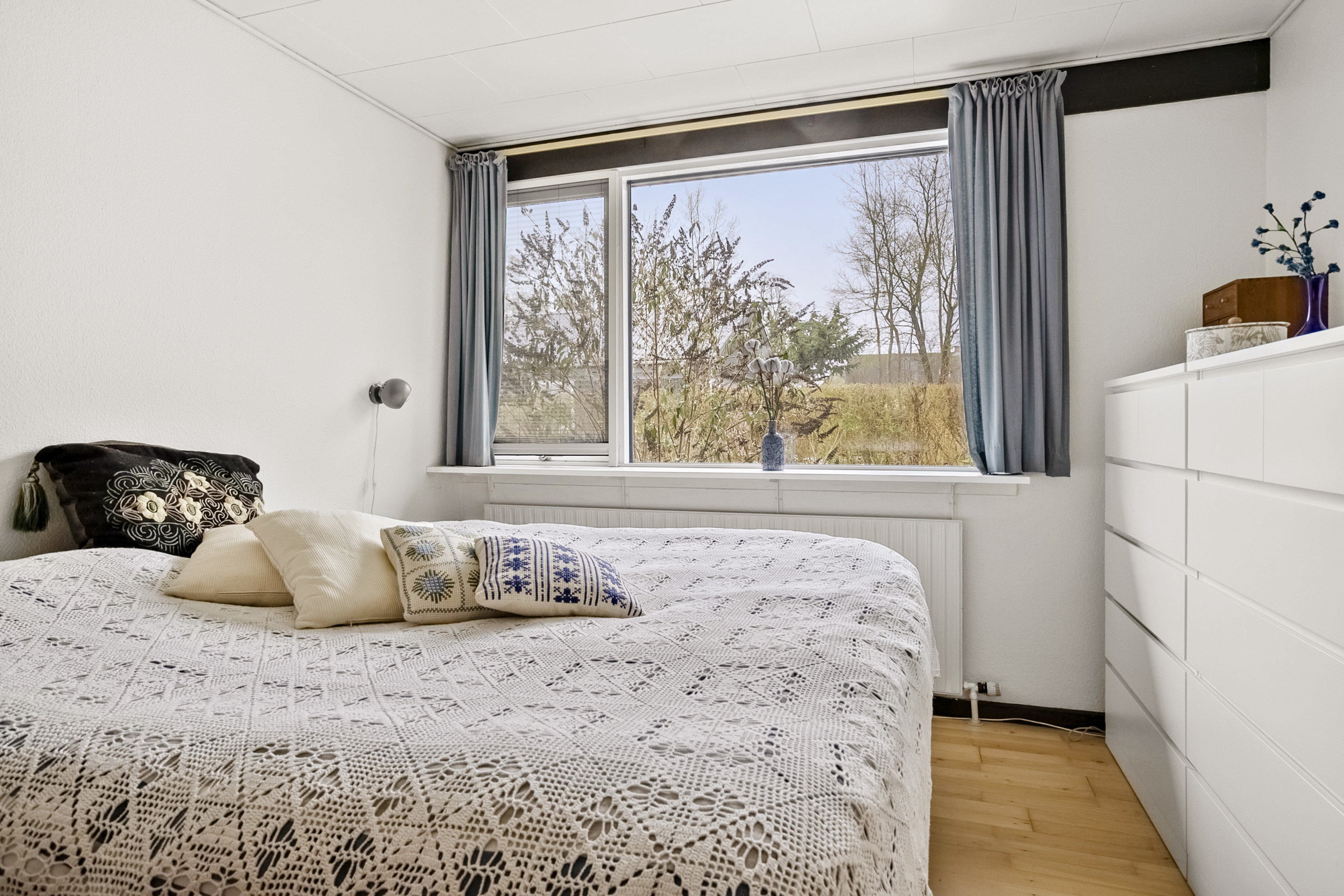 Fremhævet soveværelse billede i fuldskærmstilstand. Billede af Kildevangen 9, 8783 Hornsyld