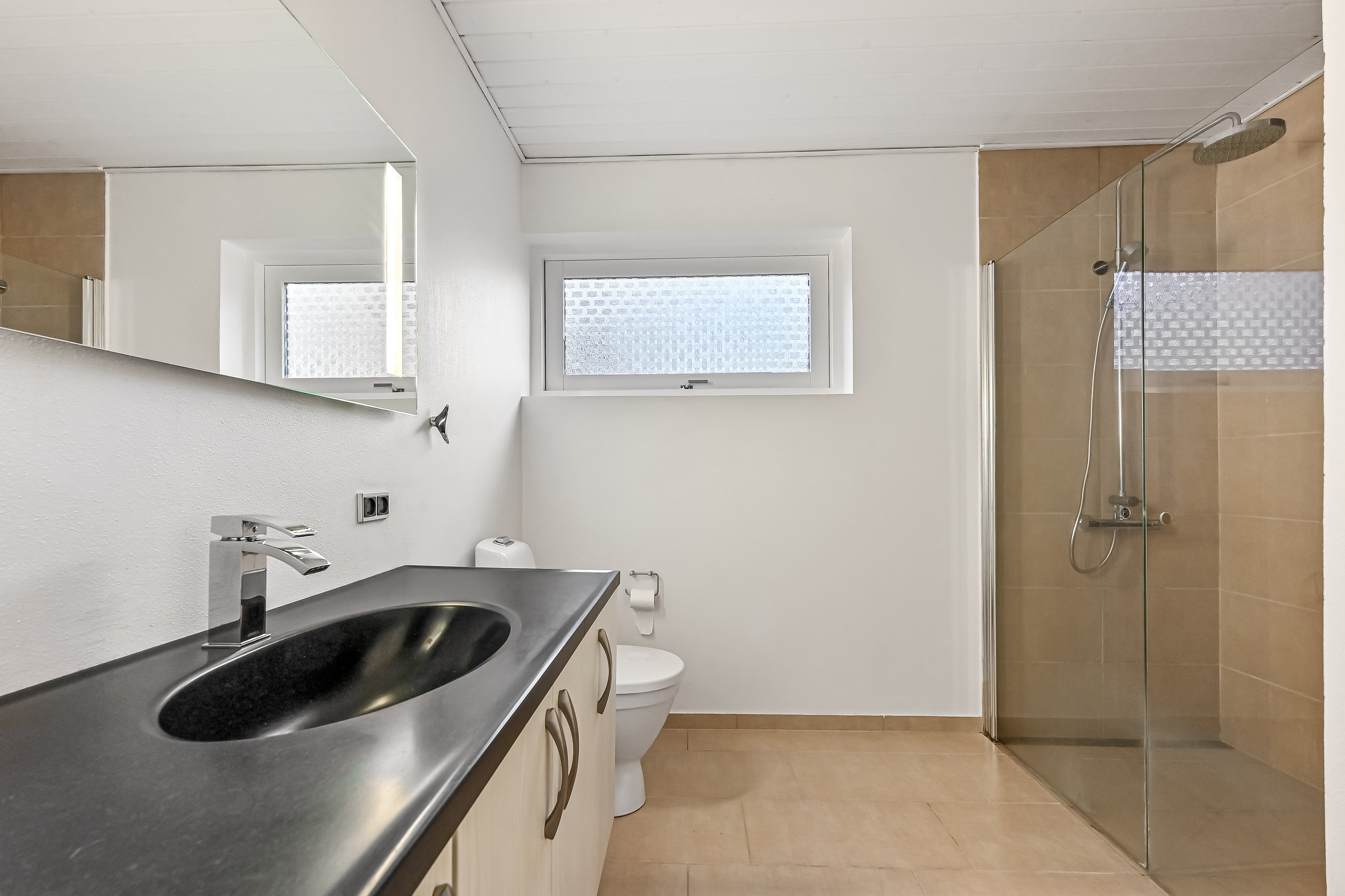 Fremhævet badeværelse billede i fuldskærmstilstand. Billede af Sjællandsgade 130, 7400 Herning