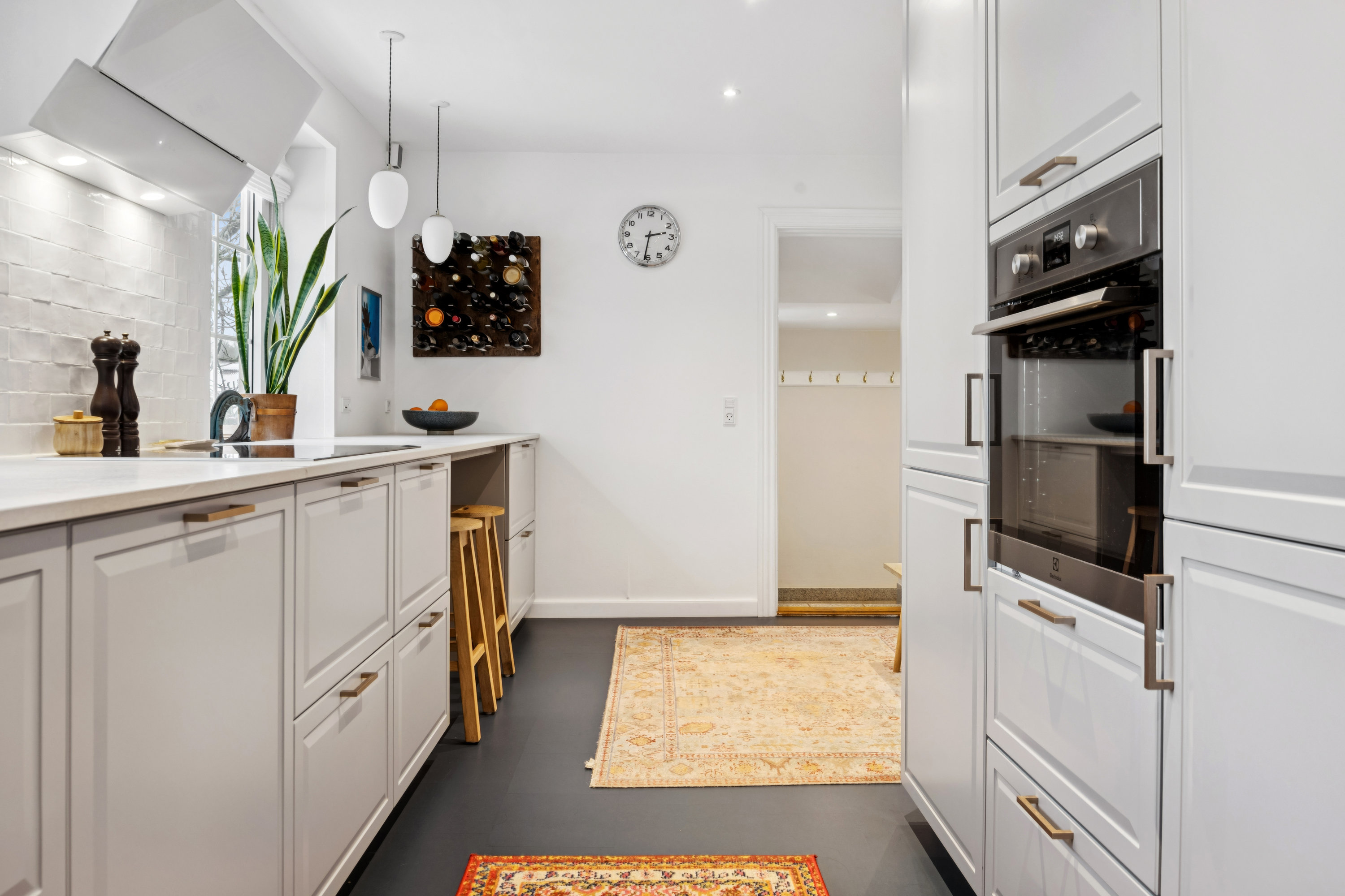 Fremhævet køkken billede i fuldskærmstilstand. Billede af Omorikavej 2, 9320 Hjallerup