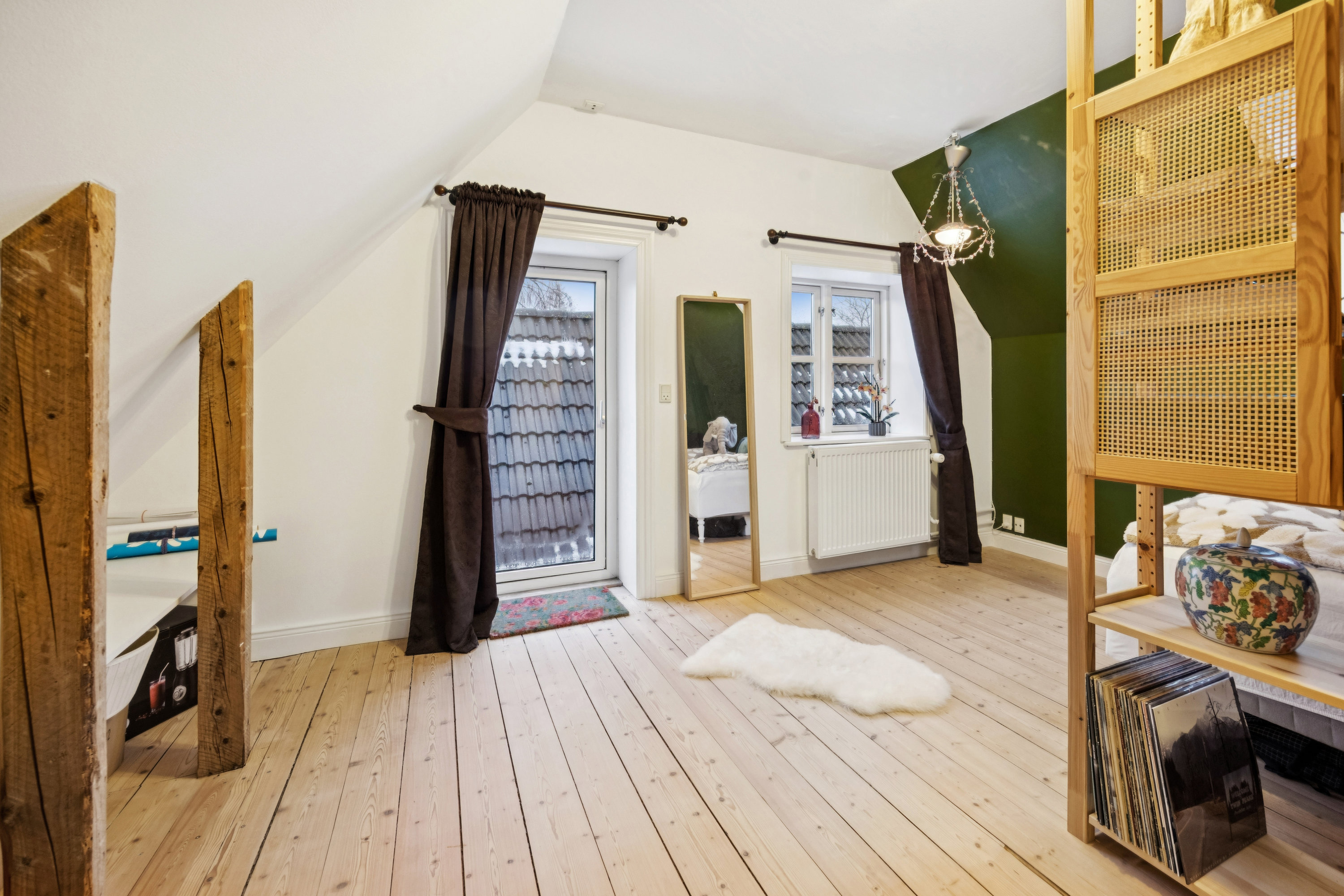 Fremhævet værelse billede i fuldskærmstilstand. Billede af Omorikavej 2, 9320 Hjallerup