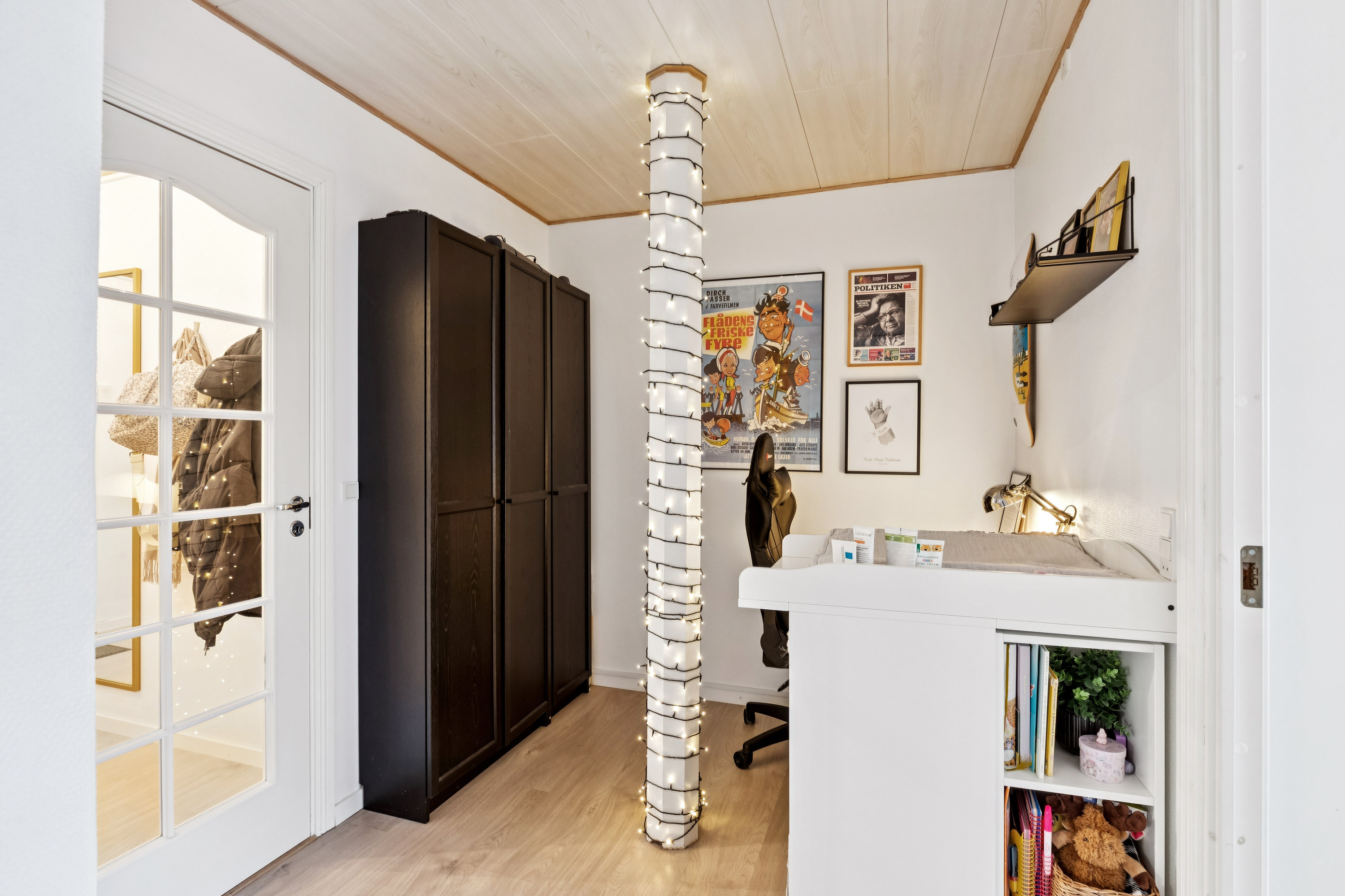 Fremhævet værelse billede i fuldskærmstilstand. Billede af Saven C 3, 2. 1., Høje Taastrup, 2630 Taastrup