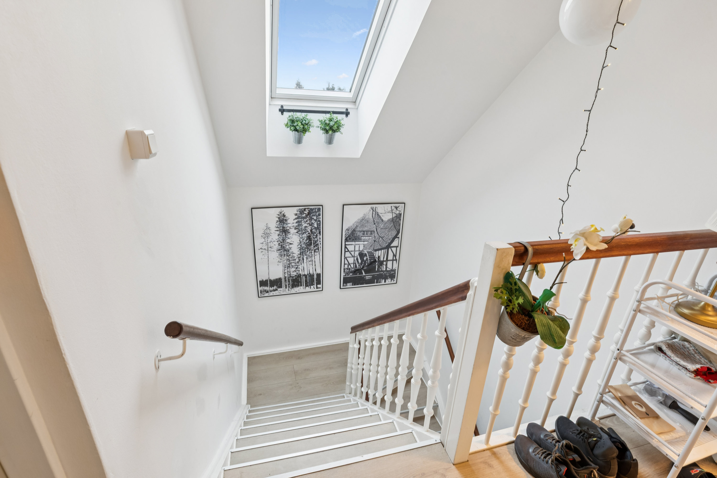 Fremhævet trappe billede i fuldskærmstilstand. Billede af Duevej 1, 2630 Taastrup