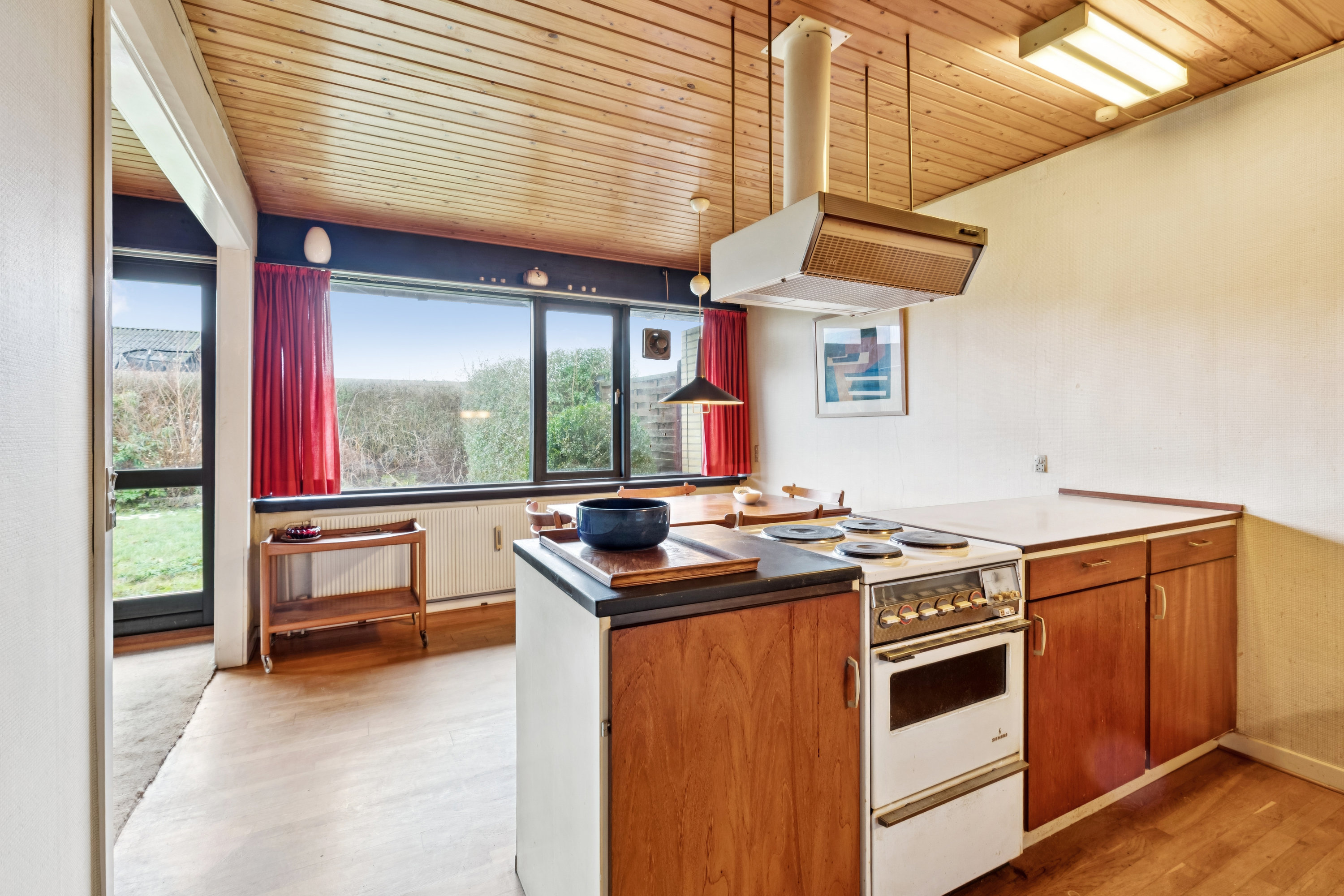 Fremhævet køkken billede i fuldskærmstilstand. Billede af Grønhøjgårdsvej 9, 2630 Taastrup