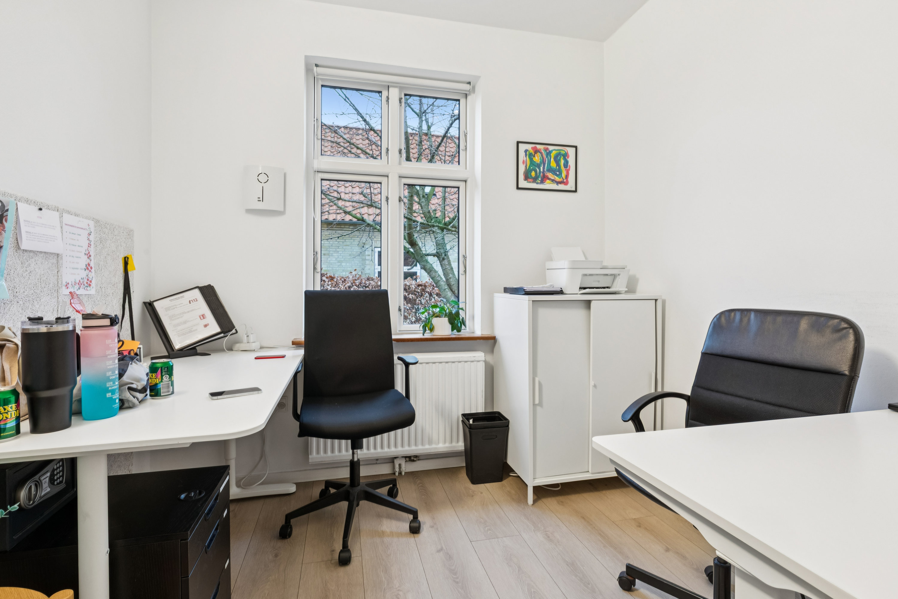 Fremhævet værelse billede i fuldskærmstilstand. Billede af Duevej 1, 2630 Taastrup