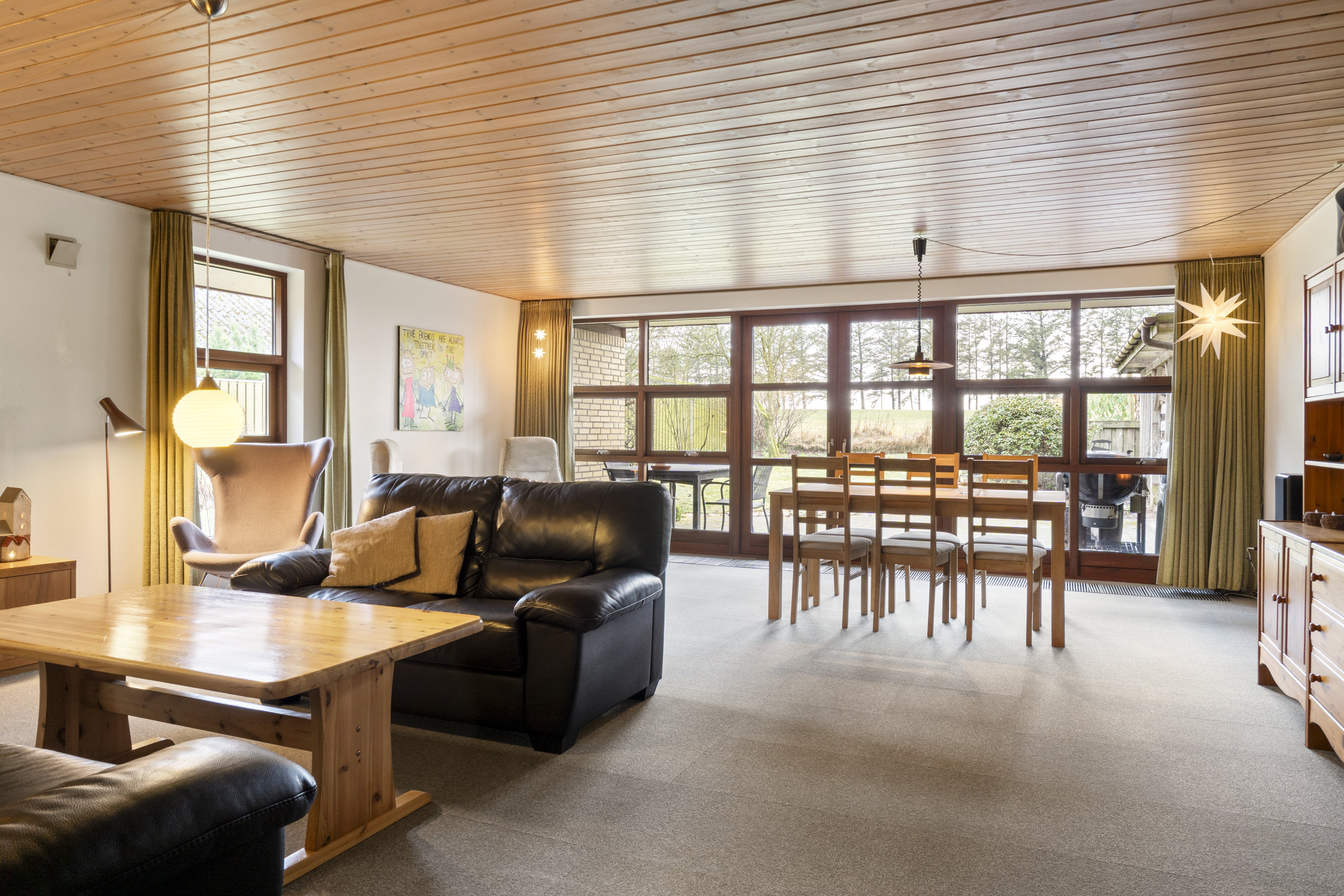 Fremhævet stue billede i fuldskærmstilstand. Billede af Baunsbjergvej 6, Barde, 6920 Videbæk