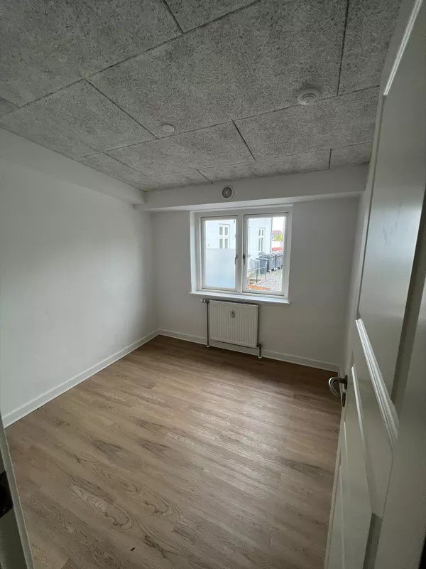 Fremhævet  billede i fuldskærmstilstand. Billede af Lundsgårdsvej 1C, st.. tv., Bolbro, 5200 Odense V